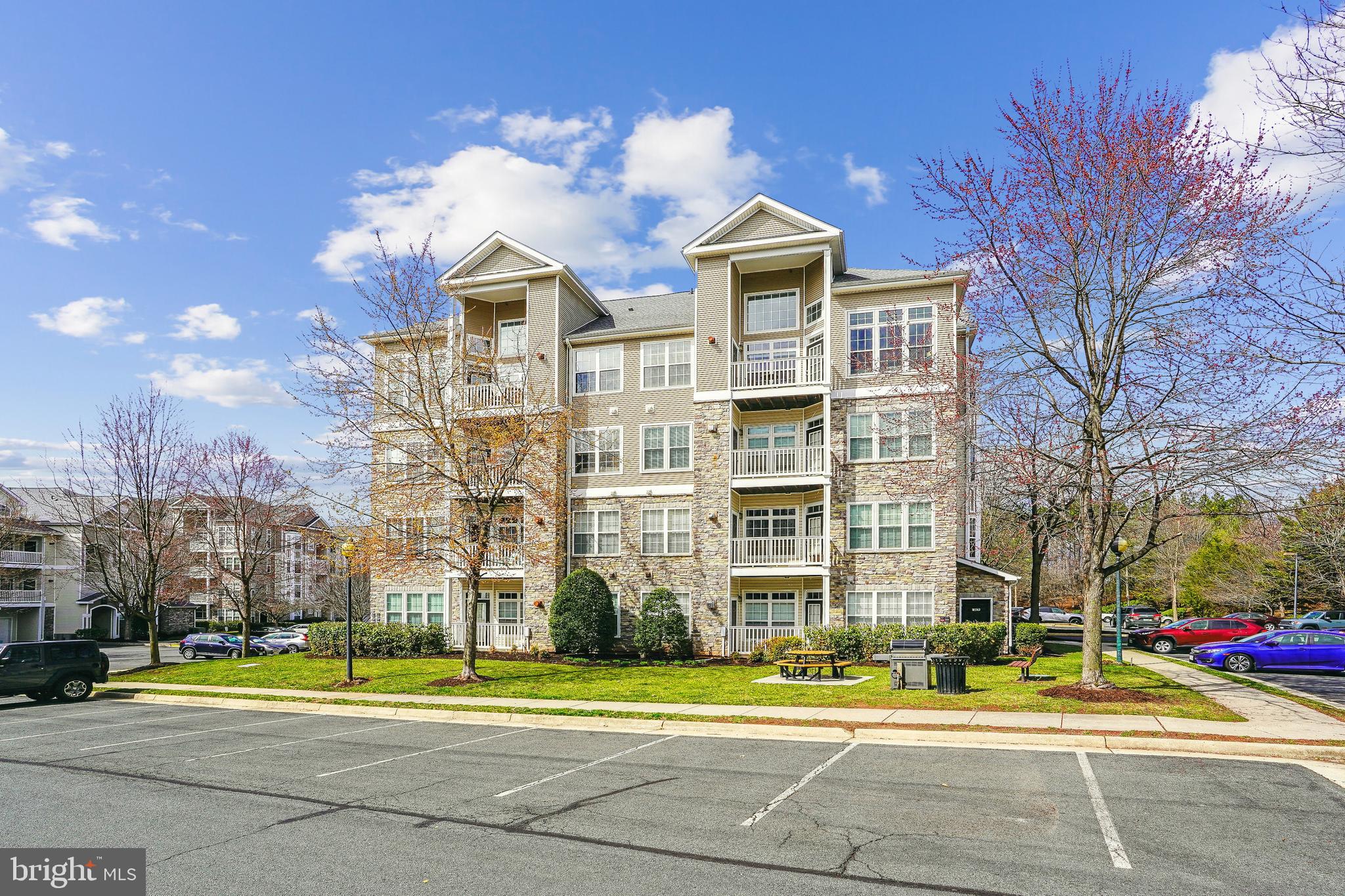 STRATFORD CLUB - Residential