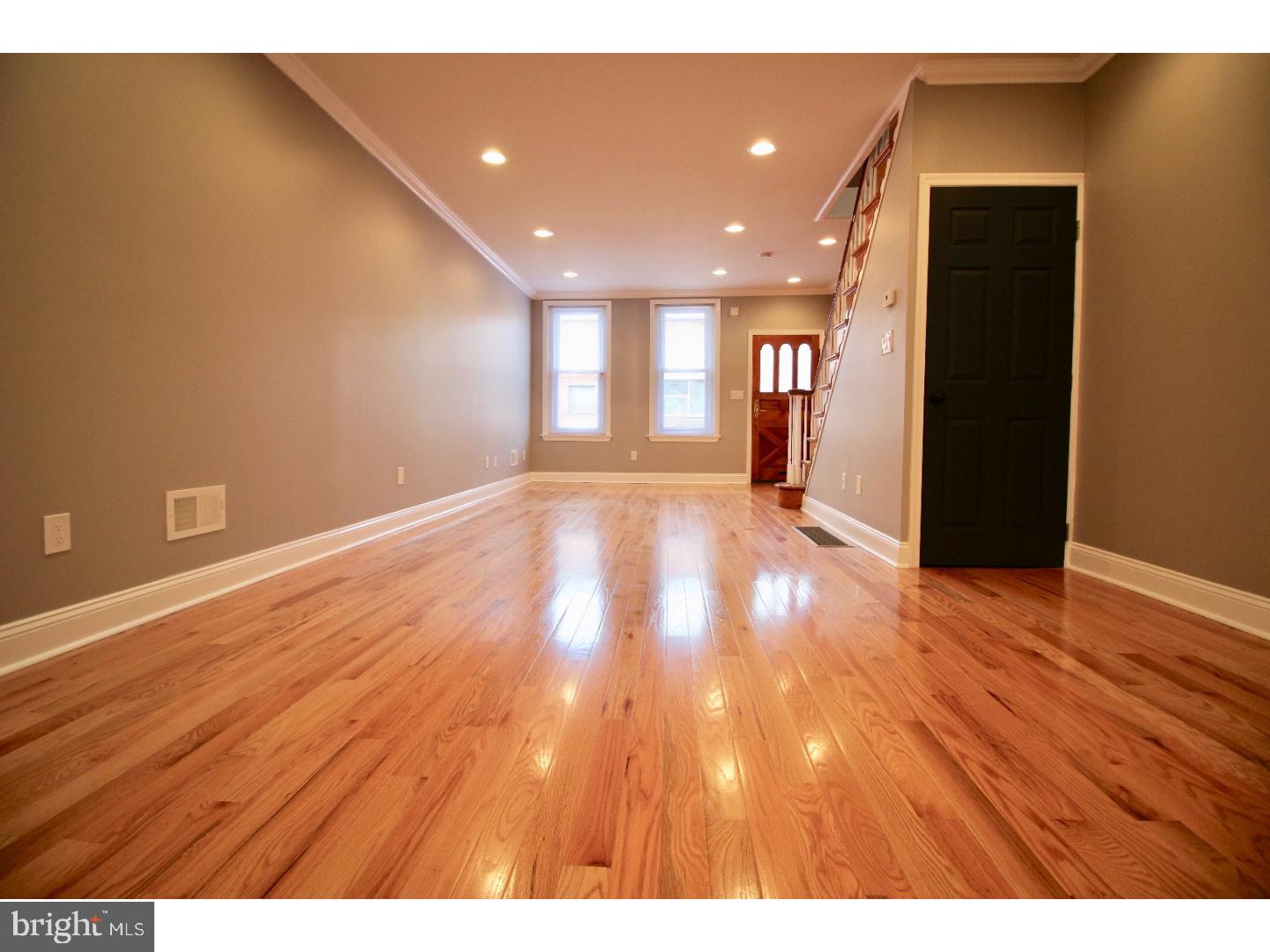 PORT RICHMOND - Residential