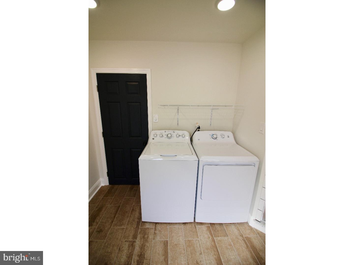 PORT RICHMOND - Residential