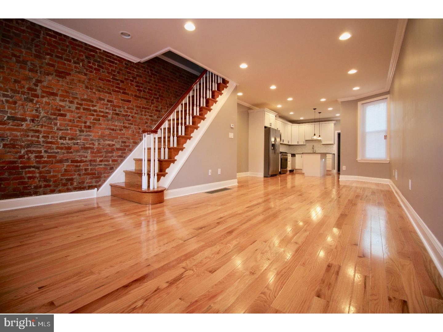 PORT RICHMOND - Residential