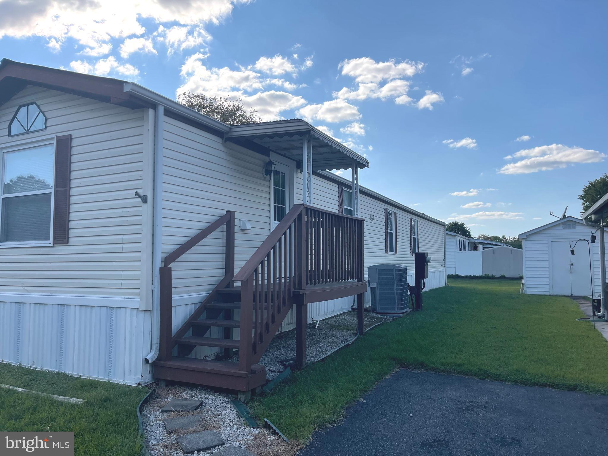 BRIARWOOD ESTATES - Residential