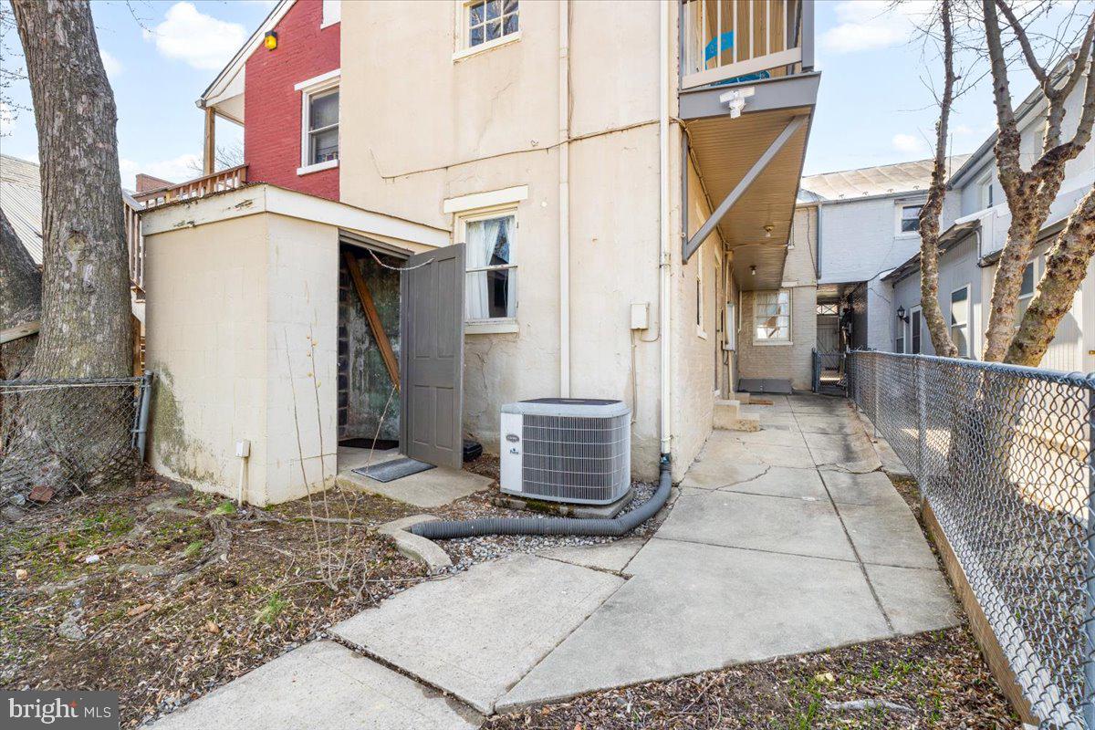 DOWNTOWN FREDERICK - Commercial Sale