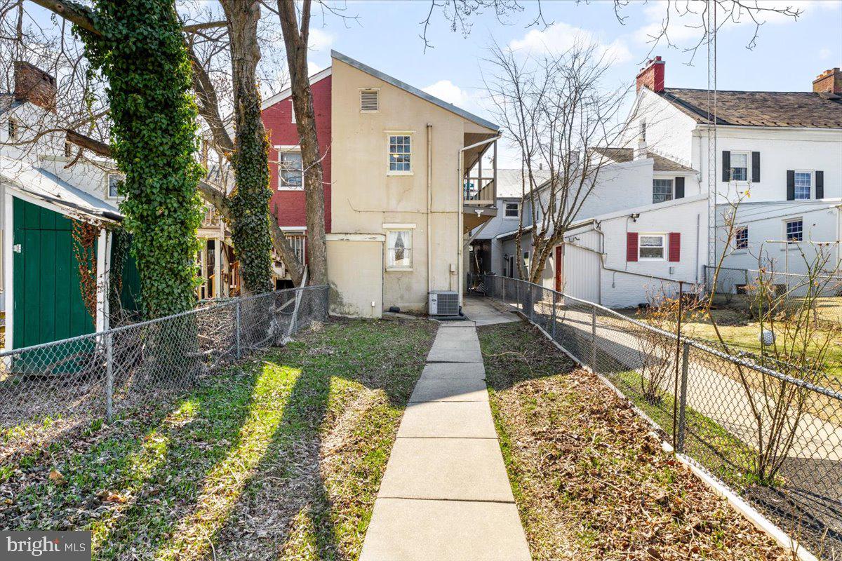 DOWNTOWN FREDERICK - Commercial Sale