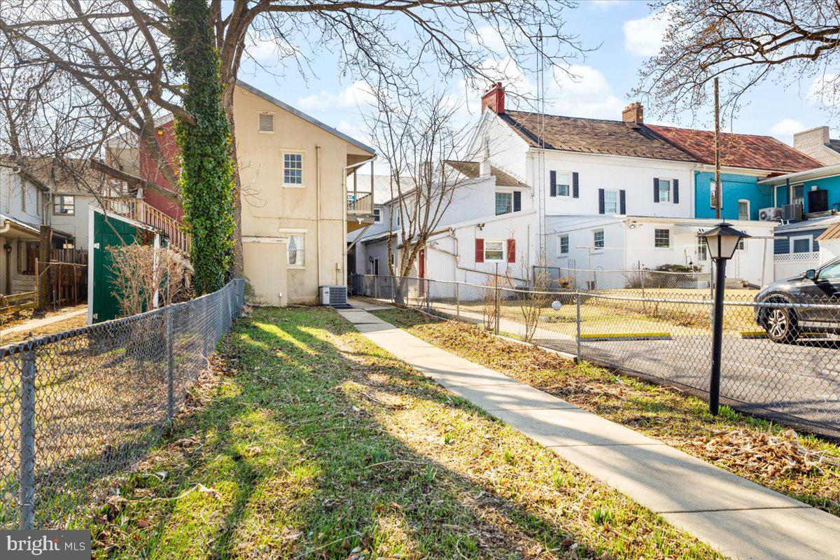 DOWNTOWN FREDERICK - Commercial Sale