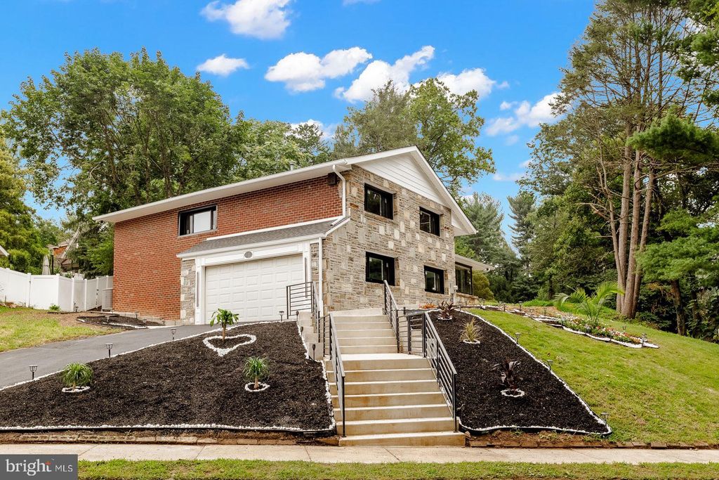 Photo of 7101 N Mount Pleasant Place, PHILADELPHIA, PA 19119 (MLS # PAPH2549830)