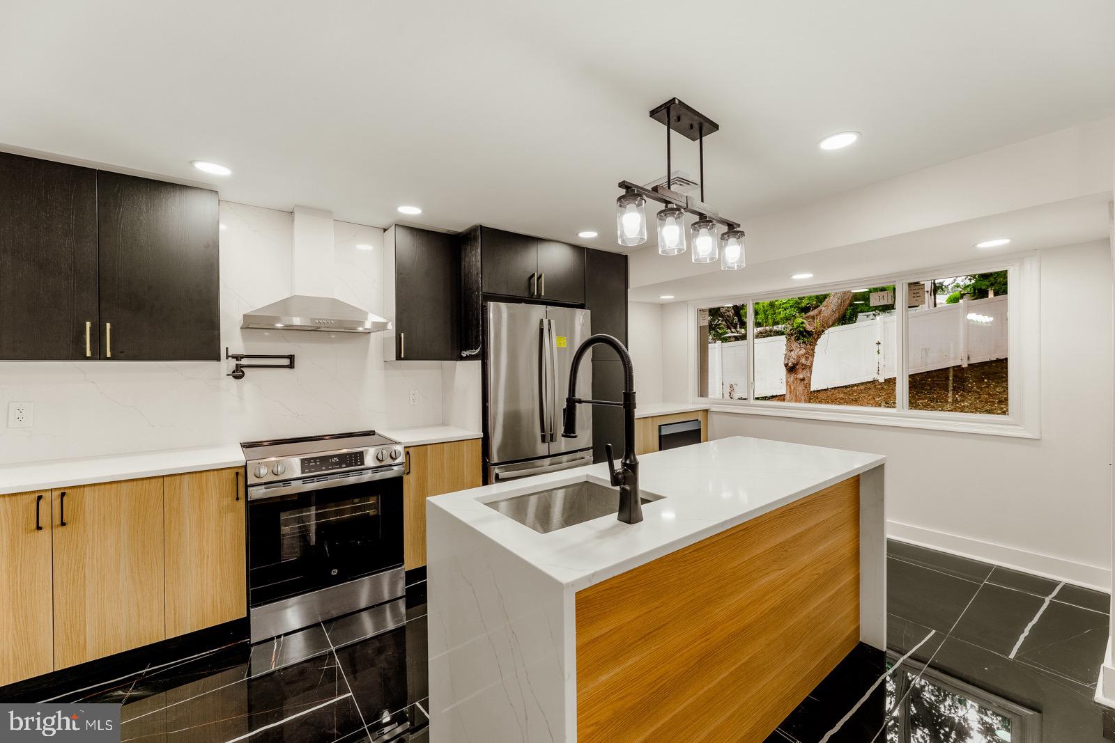 MT AIRY (WEST) - Residential