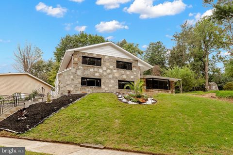 7101 N MOUNT PLEASANT PLACE PHILADELPHIA PA 19119