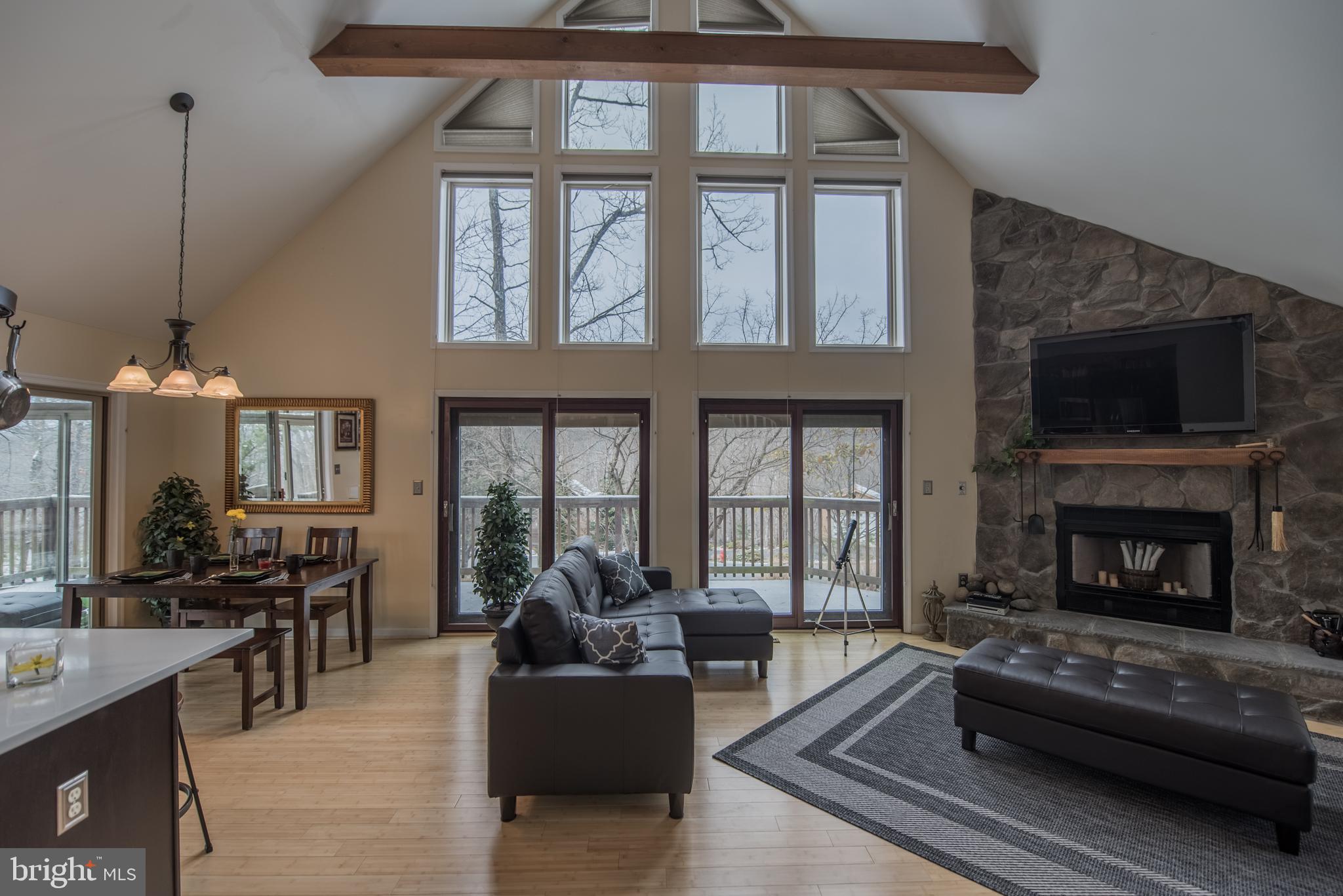 THE WOODS - Residential