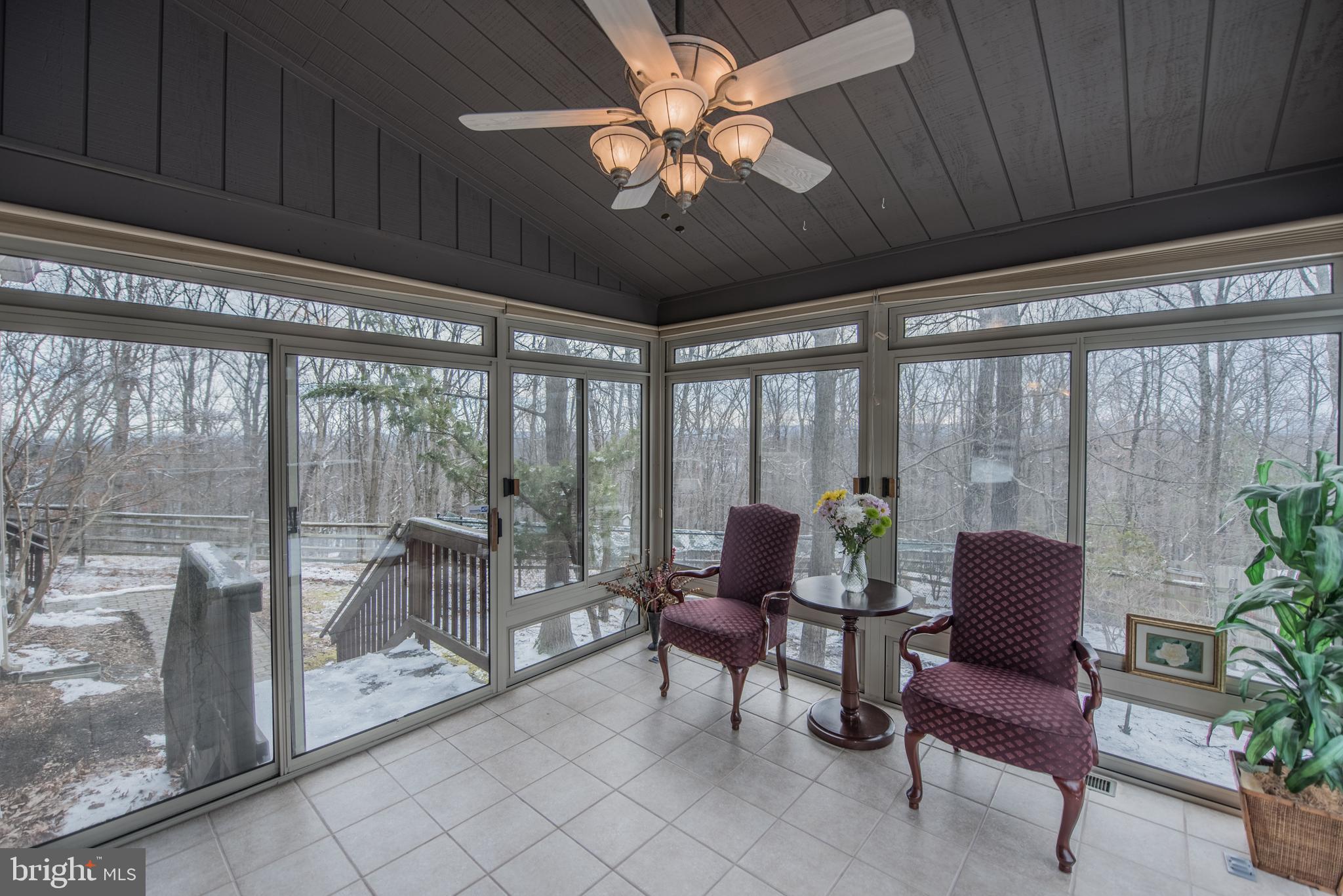 THE WOODS - Residential