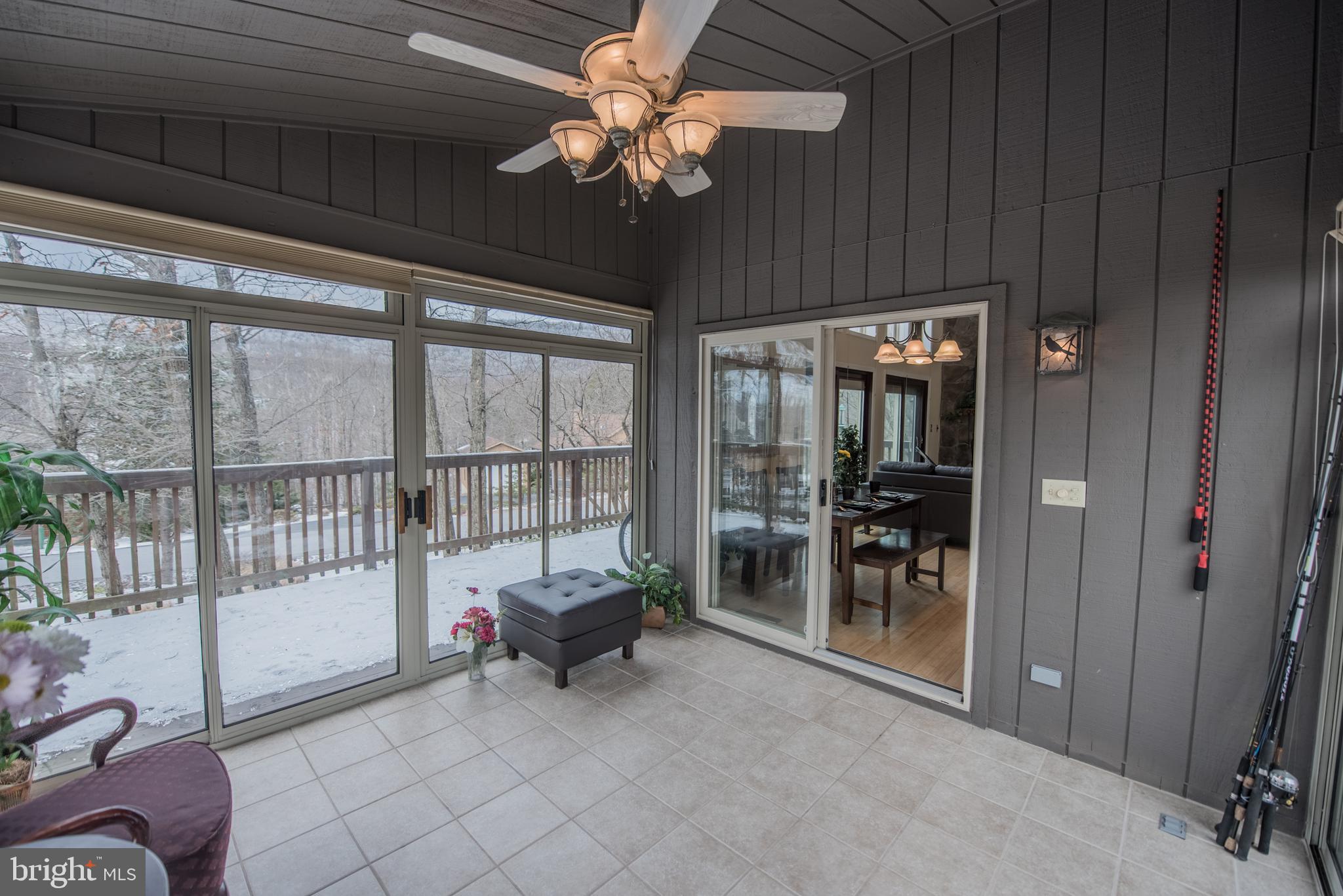 THE WOODS - Residential