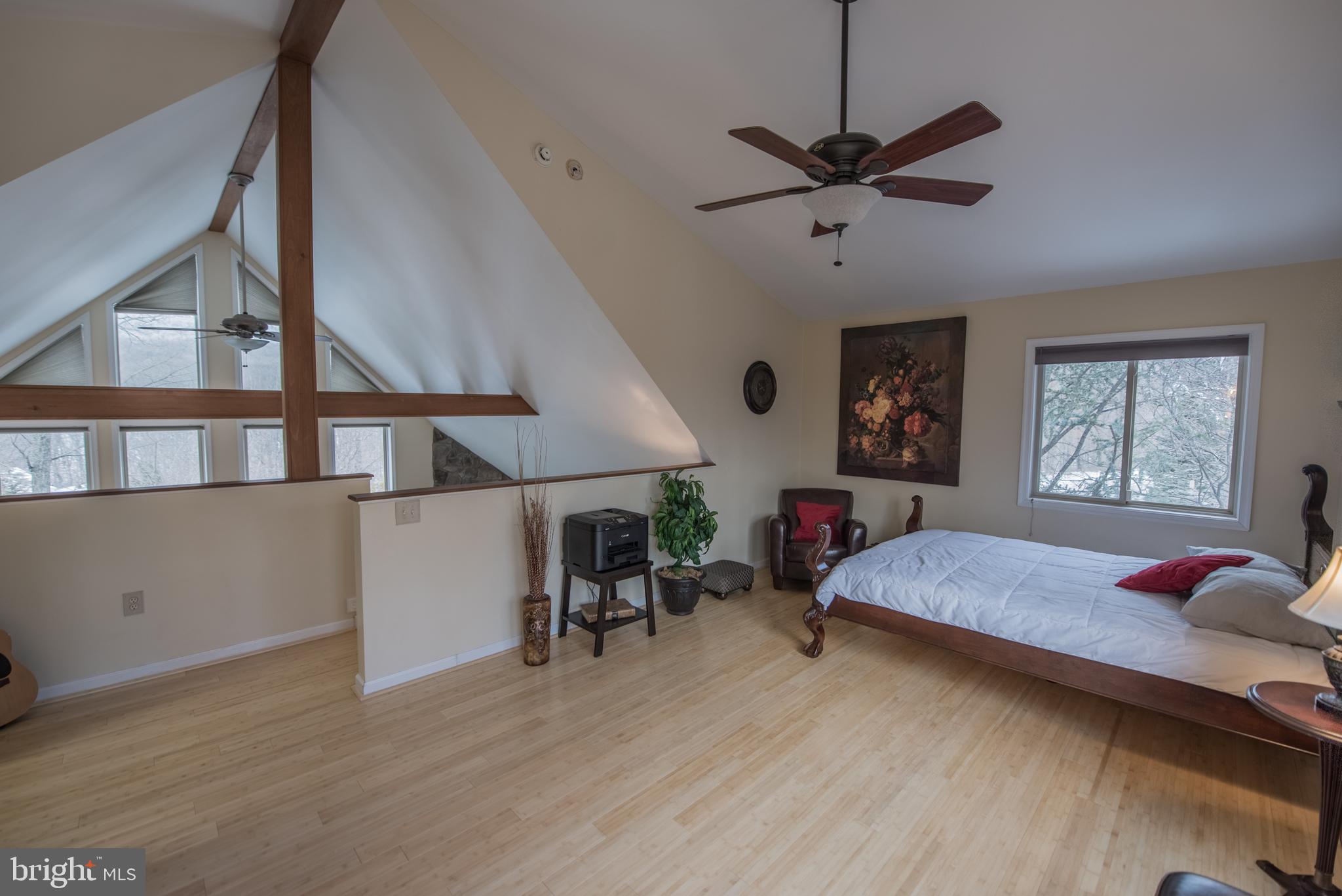 THE WOODS - Residential