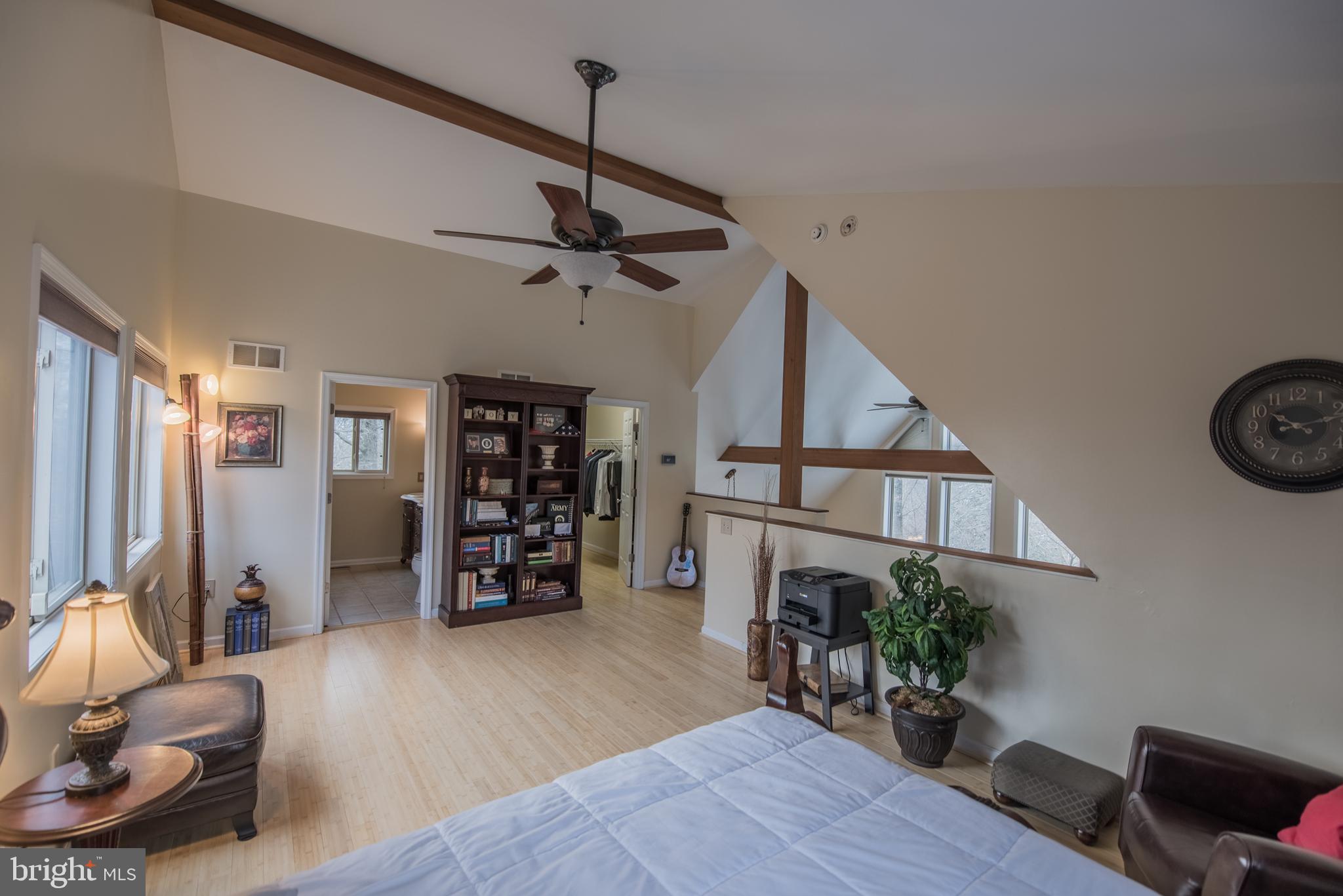 THE WOODS - Residential