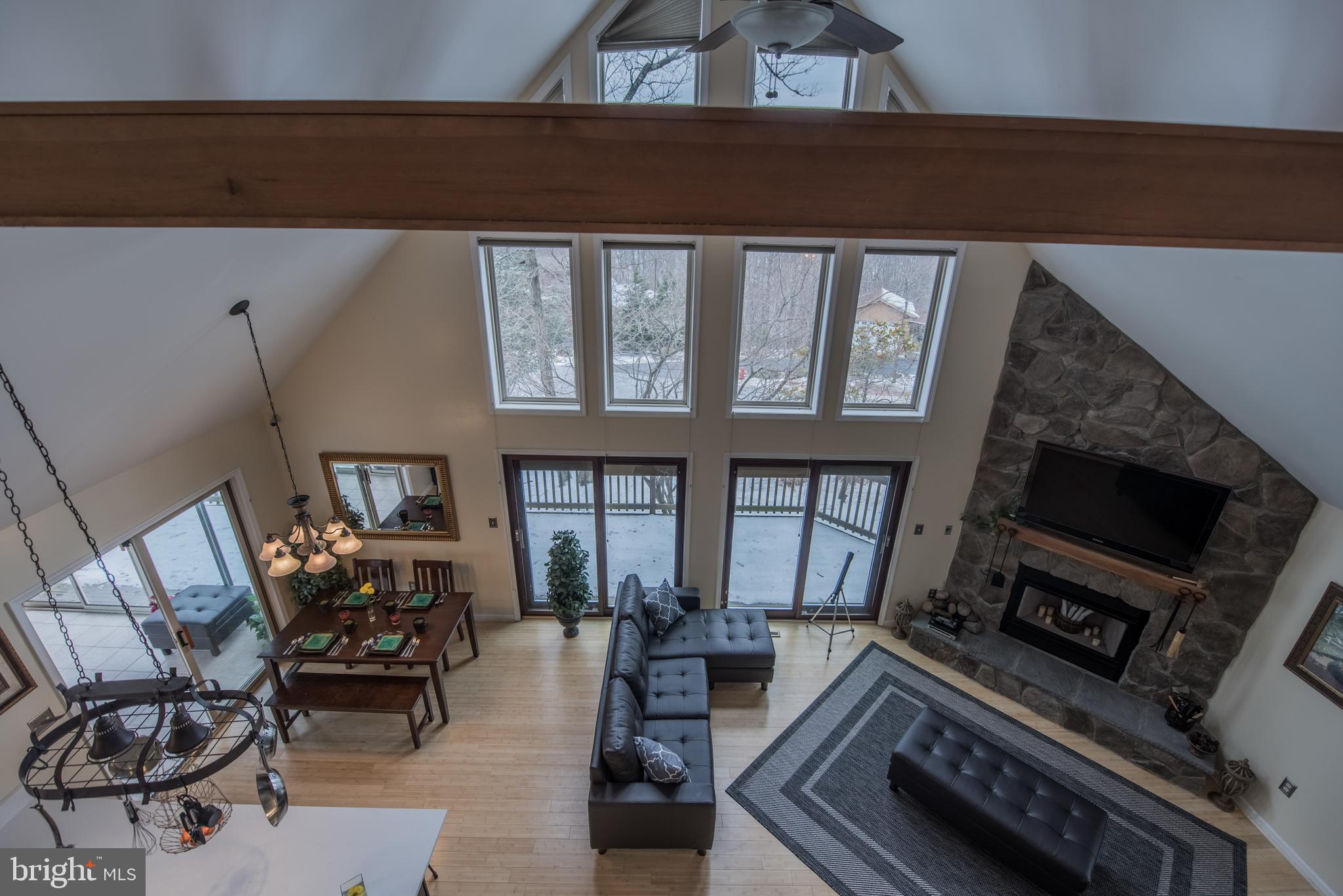 THE WOODS - Residential