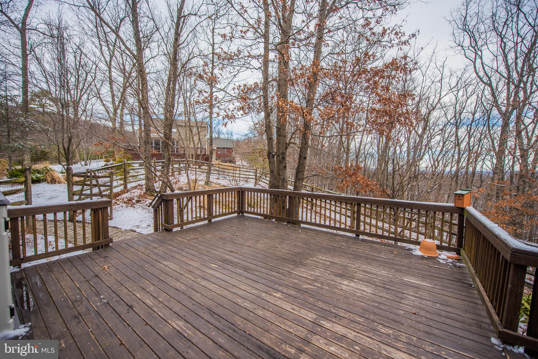 THE WOODS - Residential