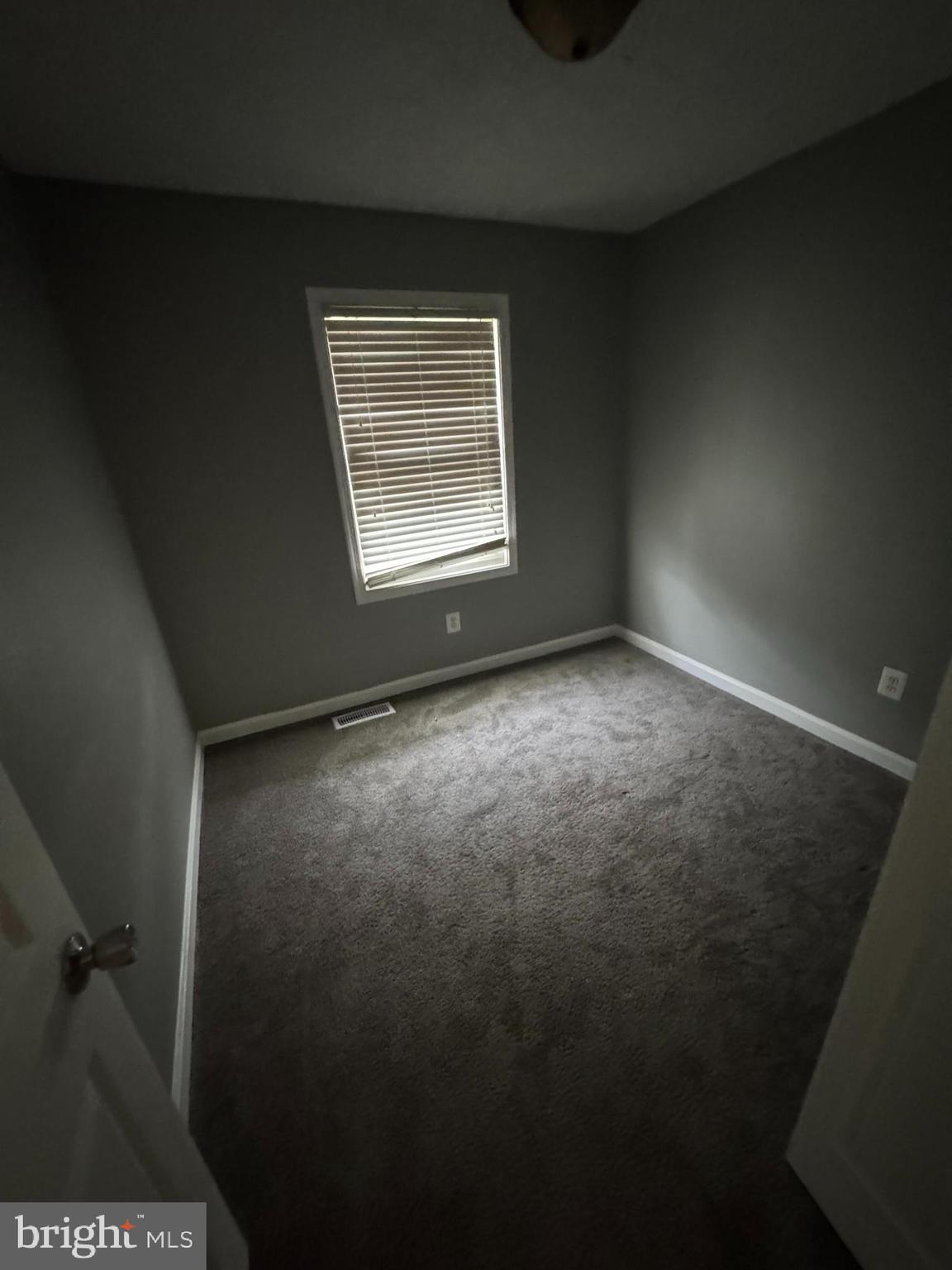 STRAWBERRY HILLS - Residential Lease