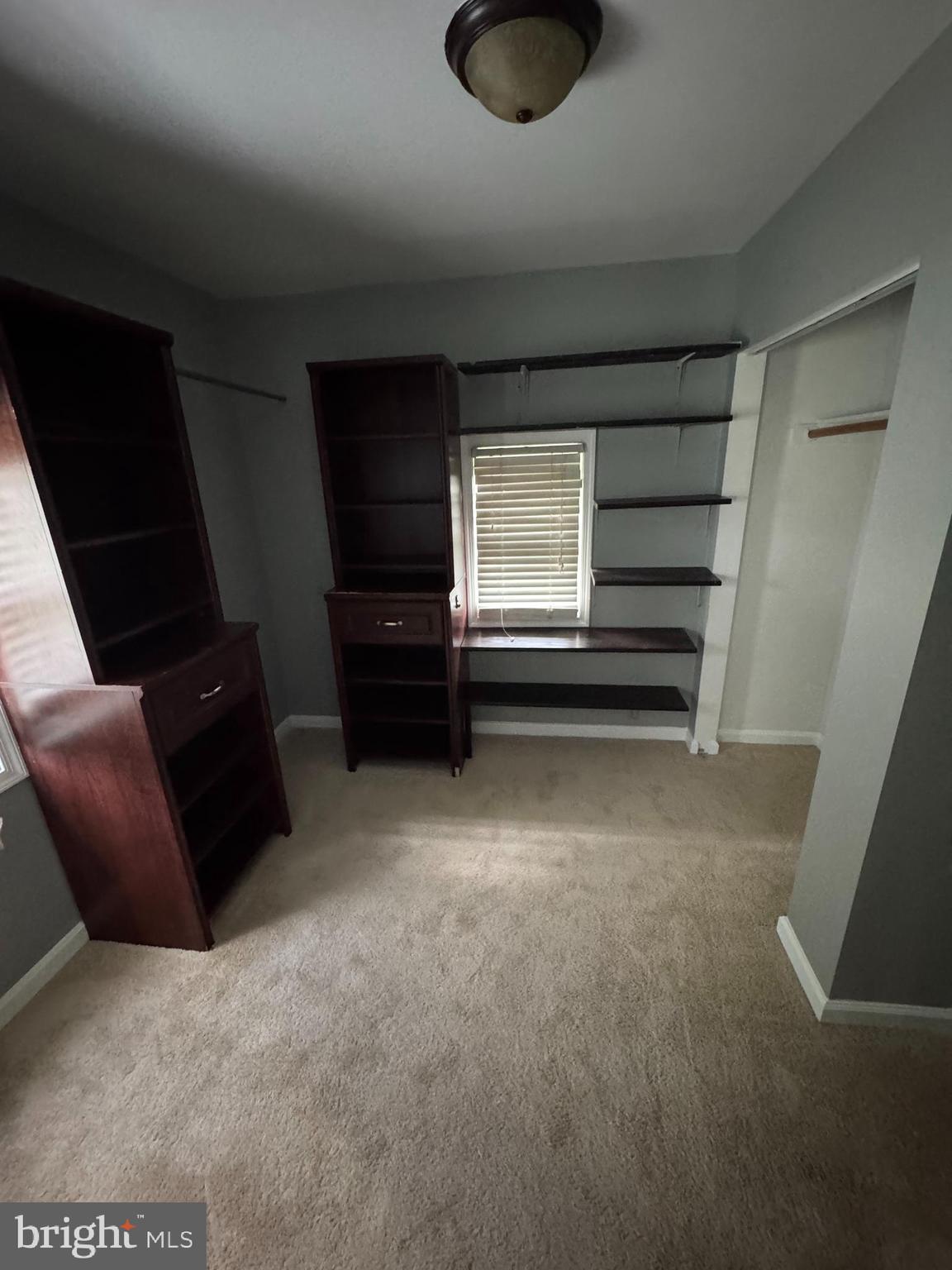 STRAWBERRY HILLS - Residential Lease