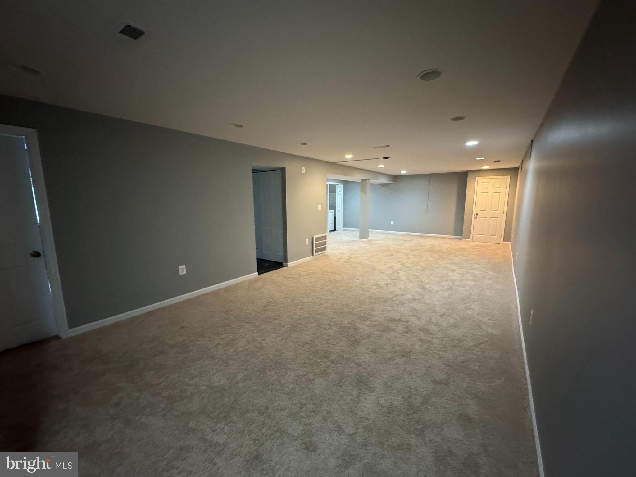 STRAWBERRY HILLS - Residential Lease