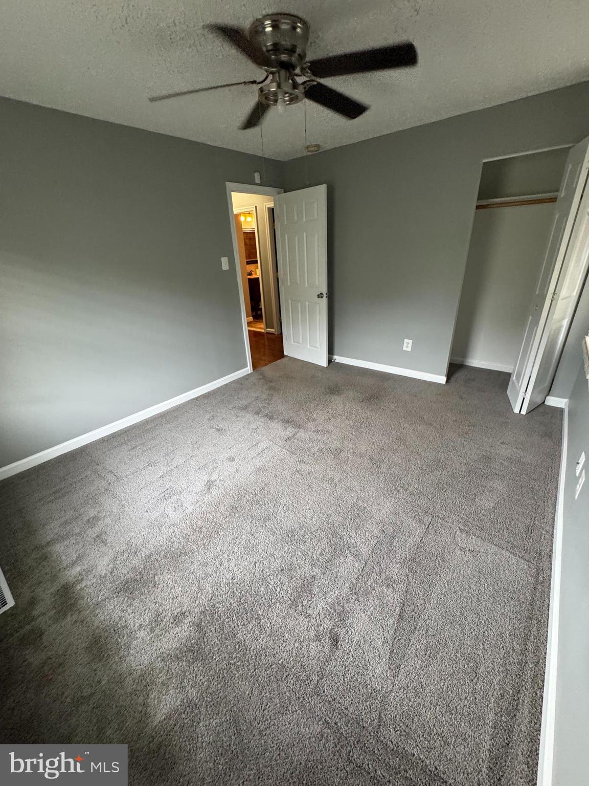 STRAWBERRY HILLS - Residential Lease