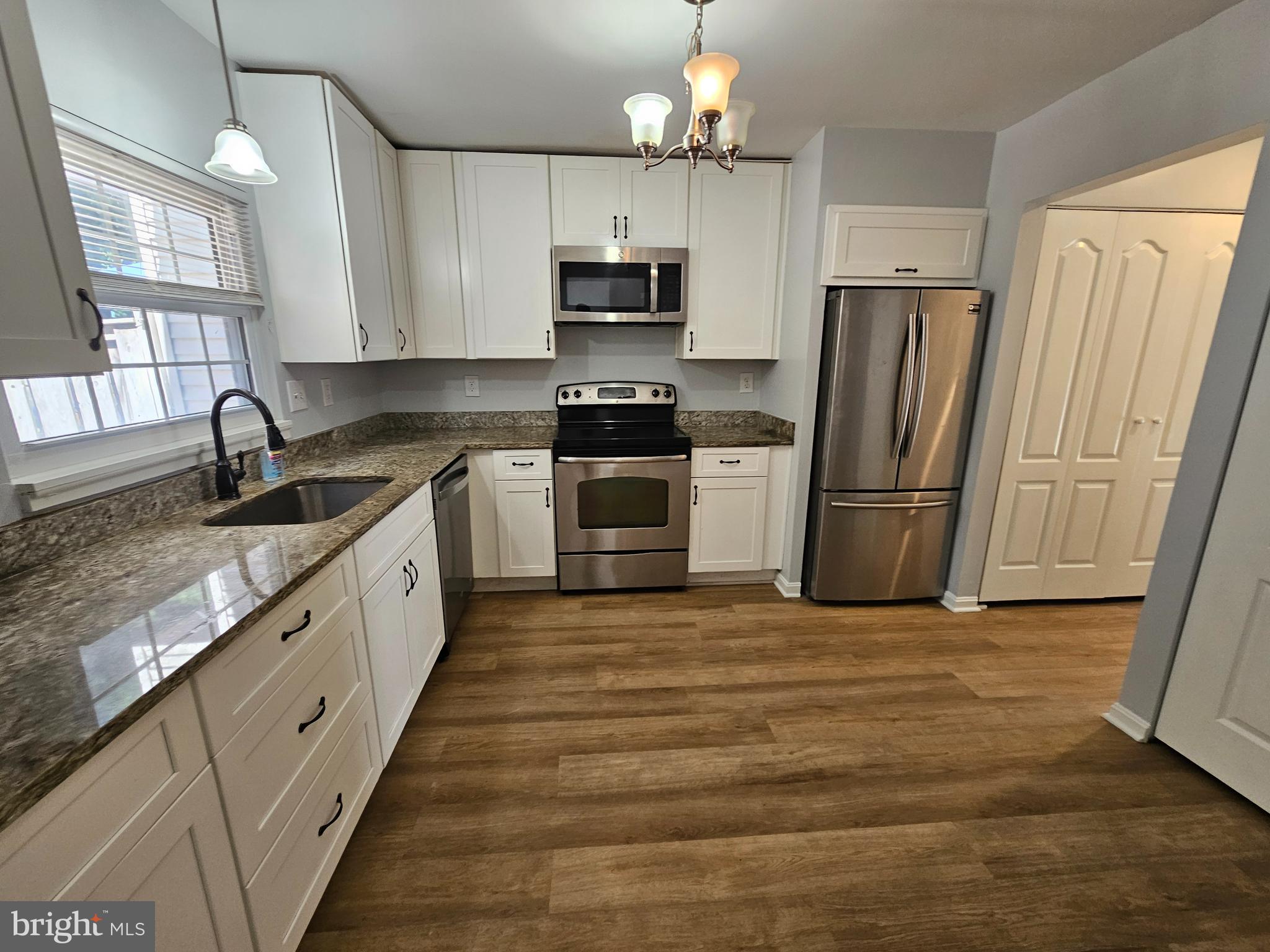 ENFIELD CHASE - Residential