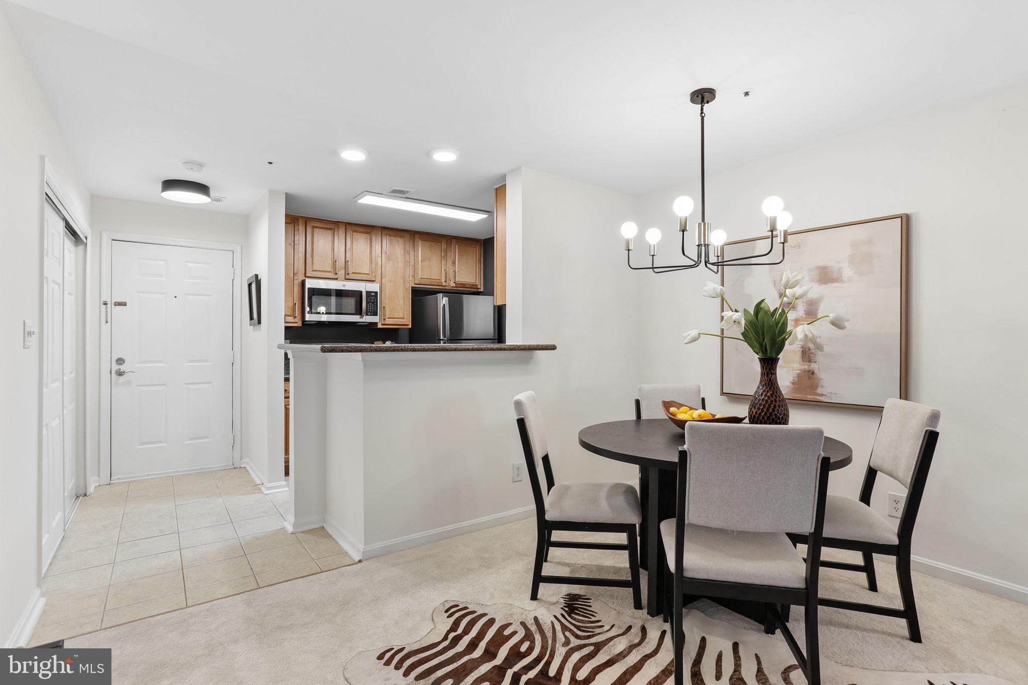3176 SUMMIT SQUARE DRIVE 4-B5