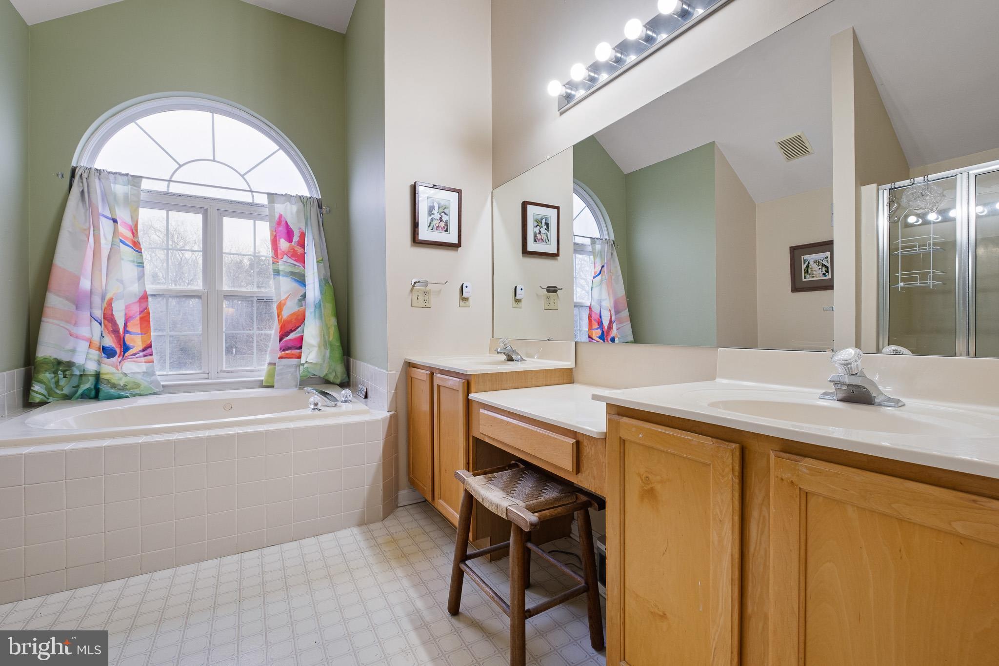 APPOQUIN FARMS - Residential