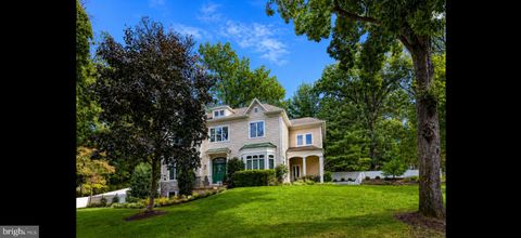 Photo of 3242 Valley Ln, FALLS CHURCH, VA 22044 (MLS # VAFX2304196)