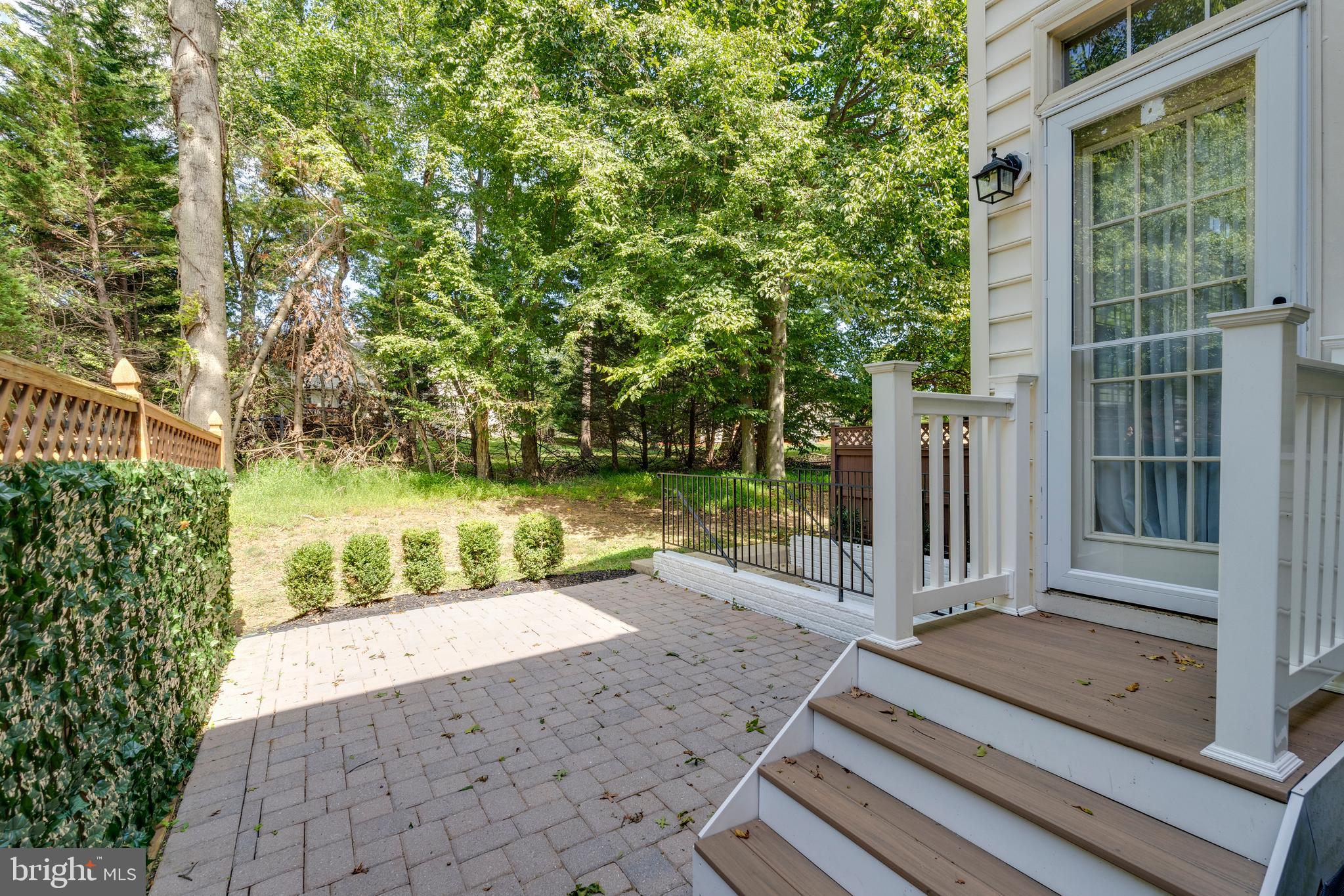 WOODMORE SOUTH - Residential Lease