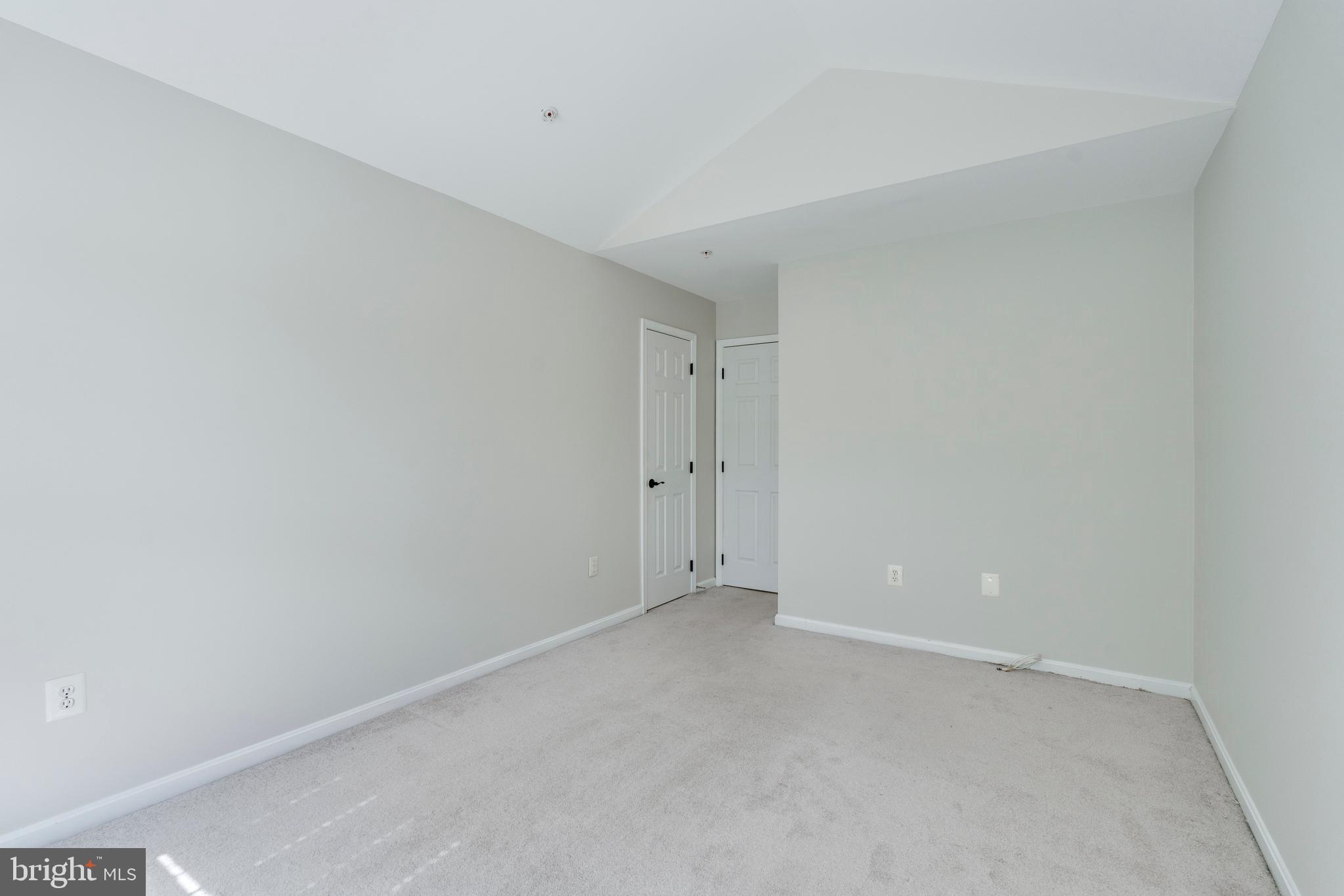 WOODMORE SOUTH - Residential Lease