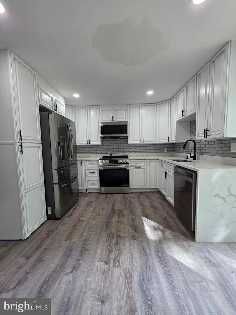 SOMERSET LANDING - Residential