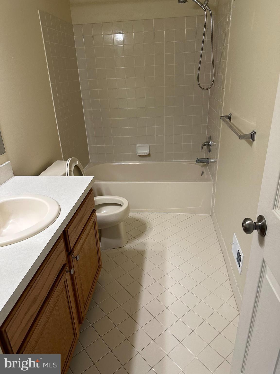 THE ENCLAVE AT FIR - Residential Lease