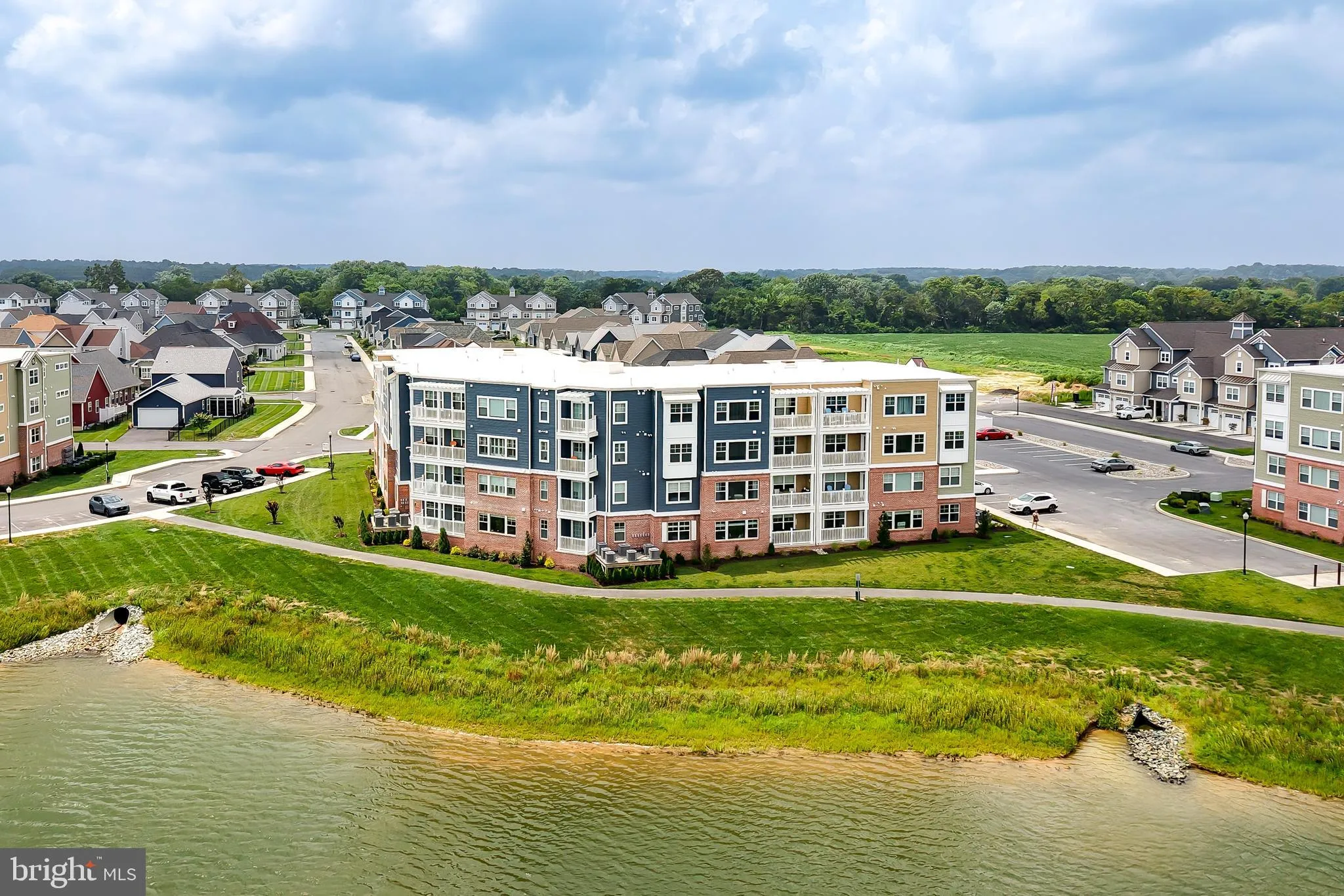 Lewes, Delaware 19958, United States, 2 Bedrooms Bedrooms, ,2 BathroomsBathrooms,Residential,Contingent,192175