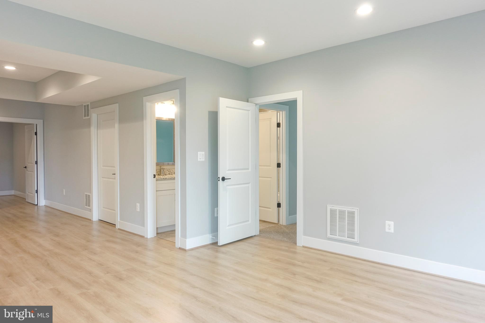 ALTA VISTA TERRACE - Residential