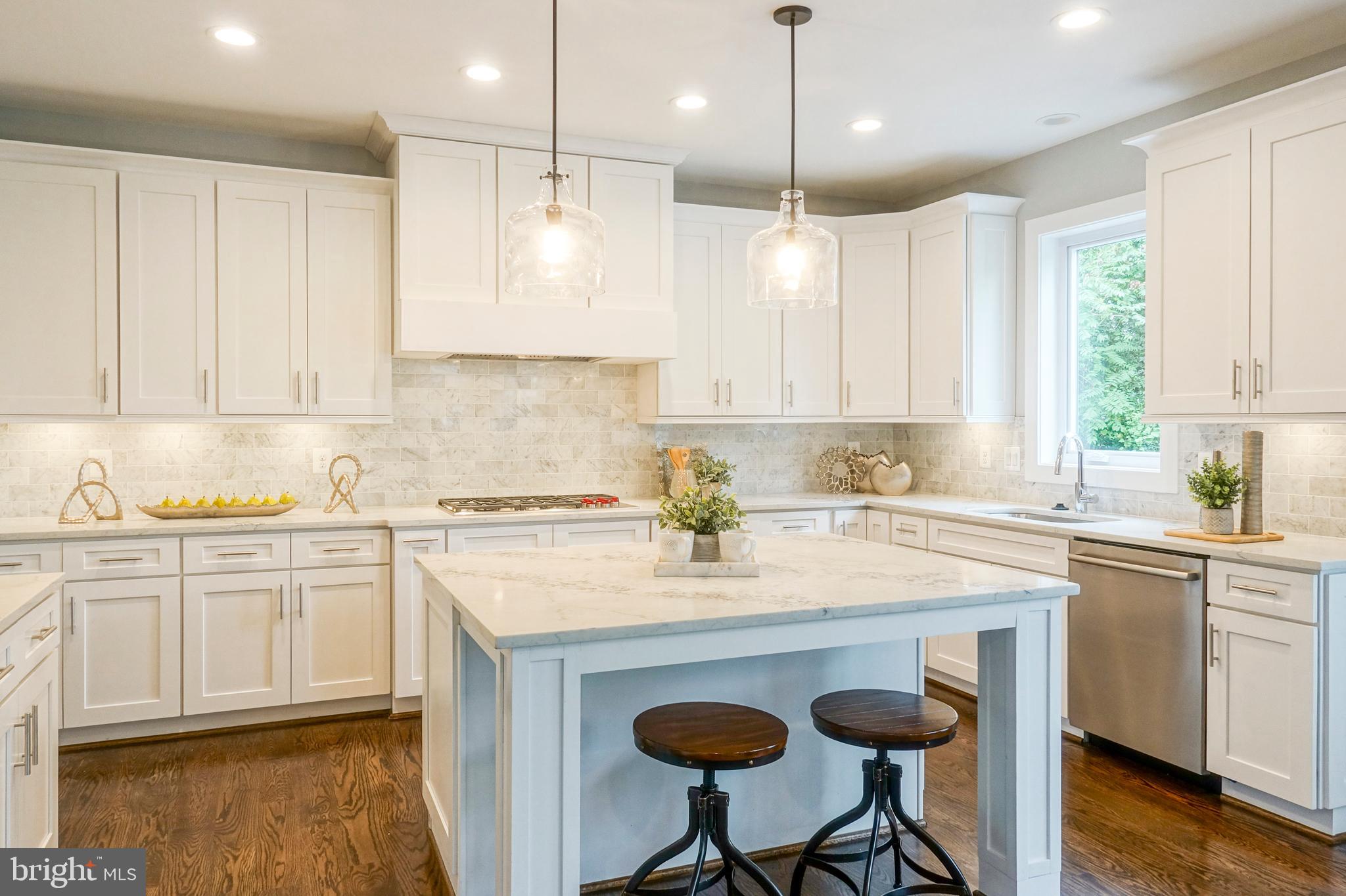 ALTA VISTA TERRACE - Residential