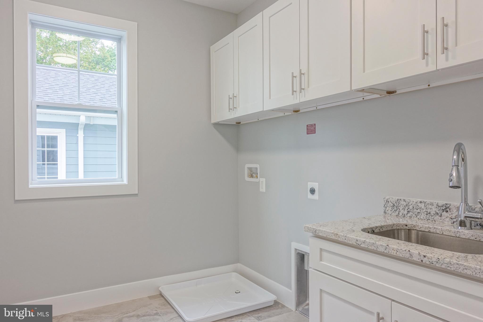 ALTA VISTA TERRACE - Residential