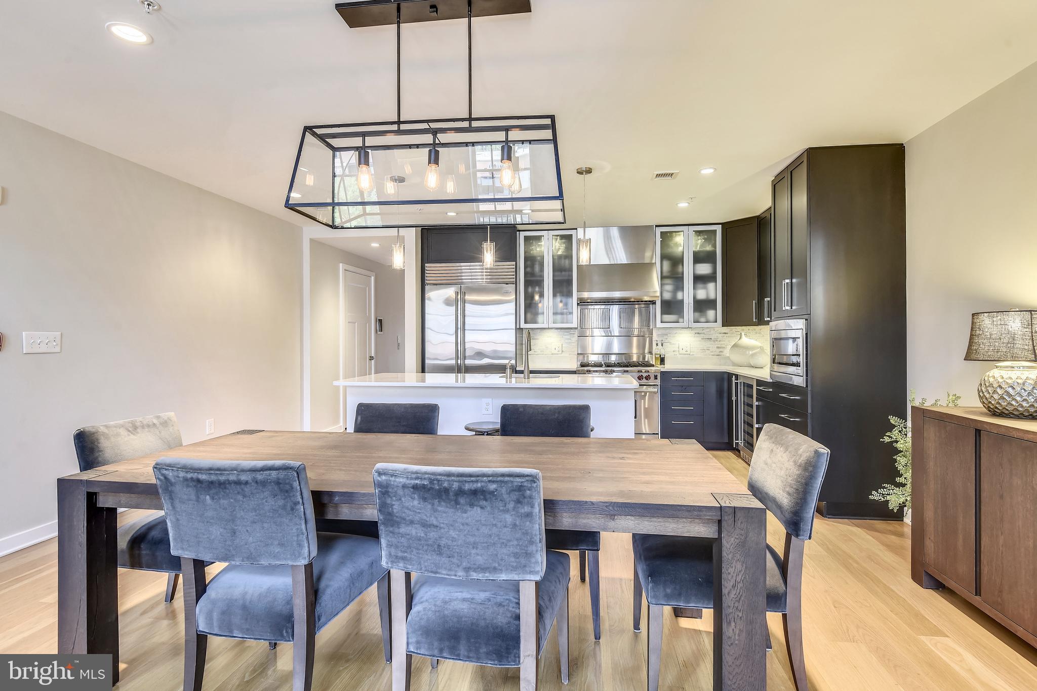 GASLIGHT SQUARE - Residential