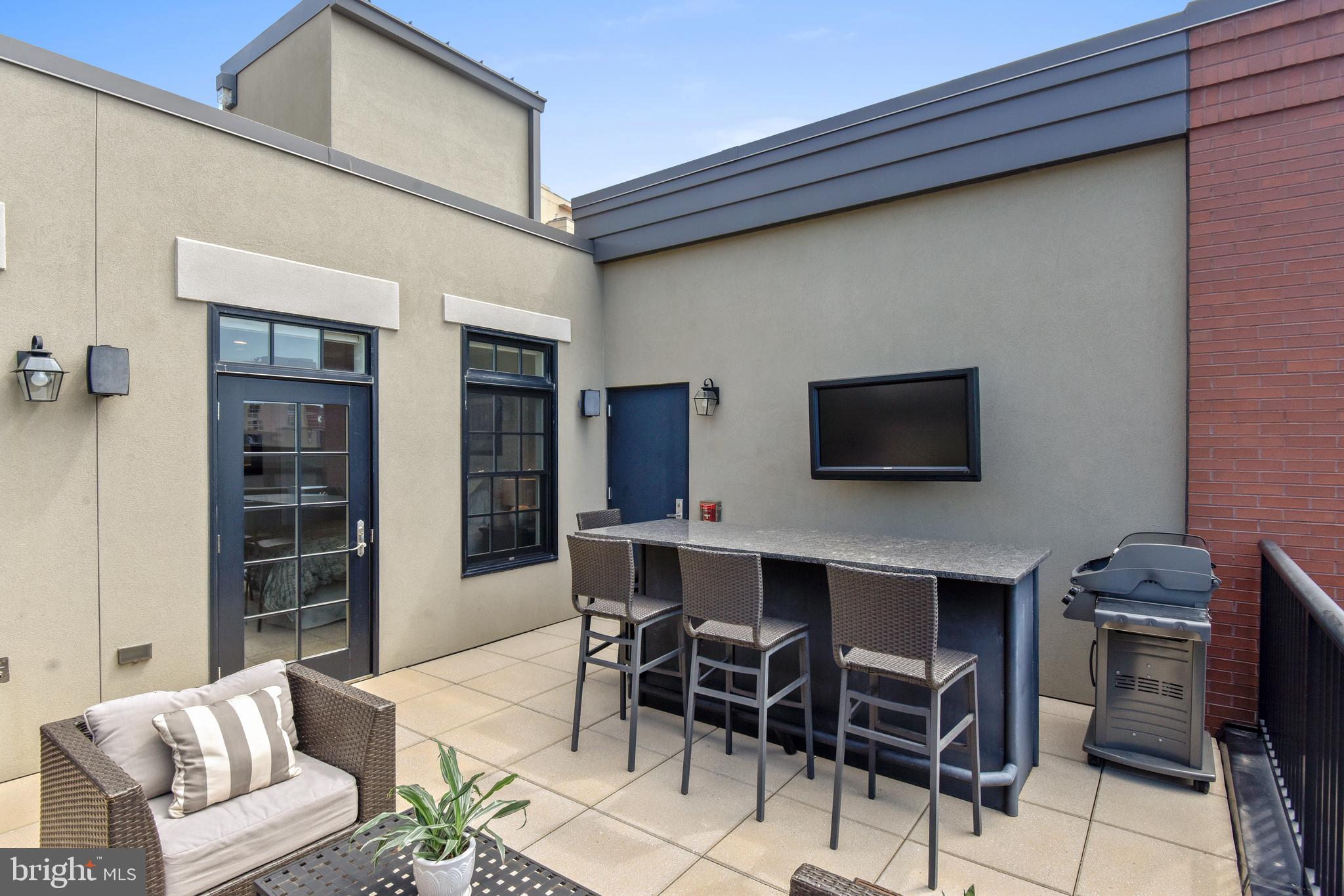 GASLIGHT SQUARE - Residential