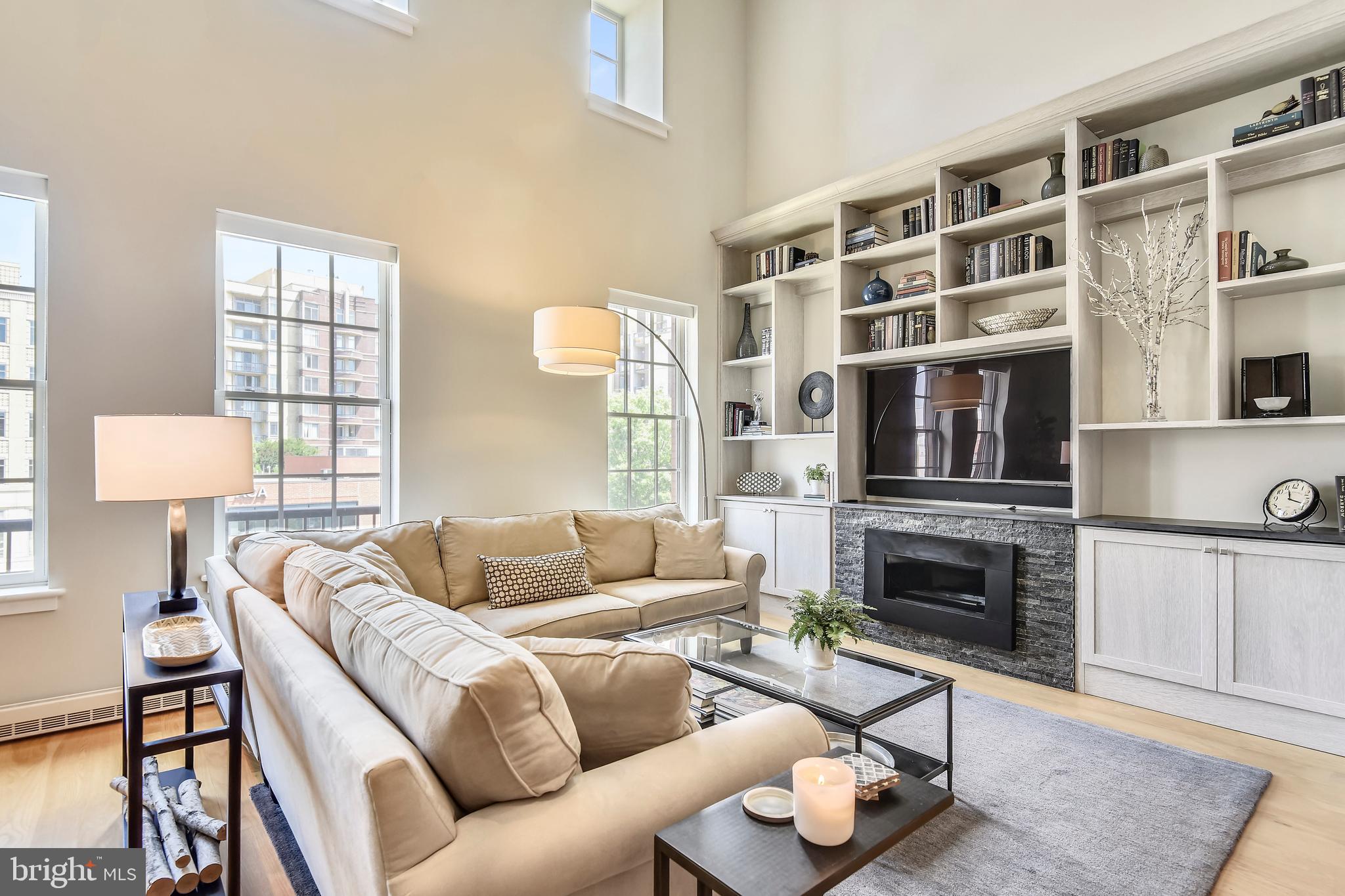 GASLIGHT SQUARE - Residential