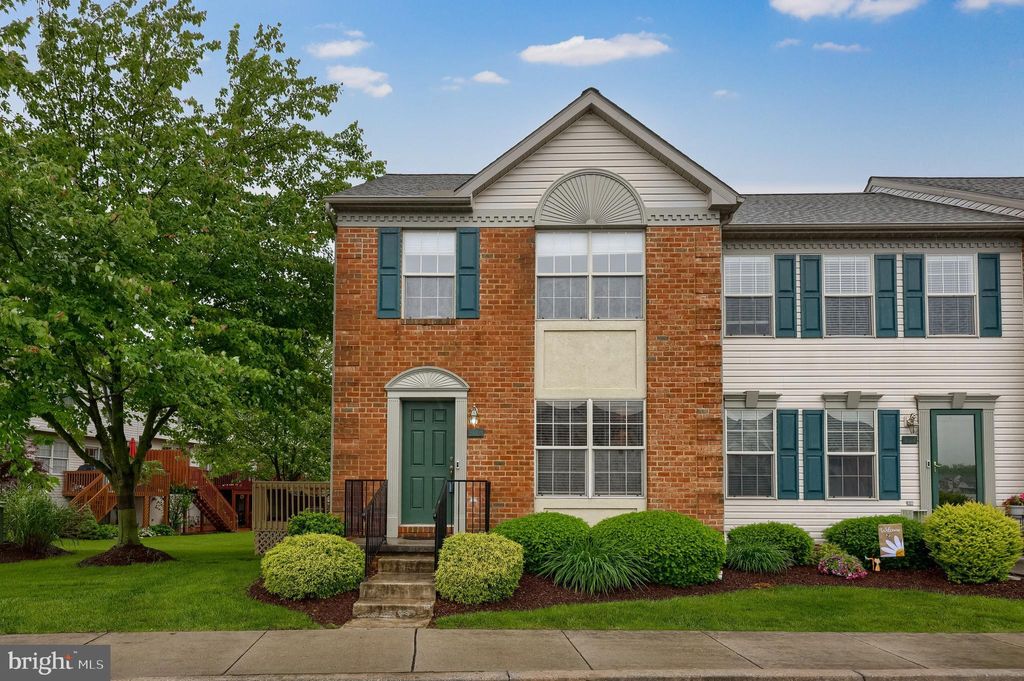 Photo of 402 Cobblestone Lane, LANCASTER, PA 17601 (MLS # PALA2070370)