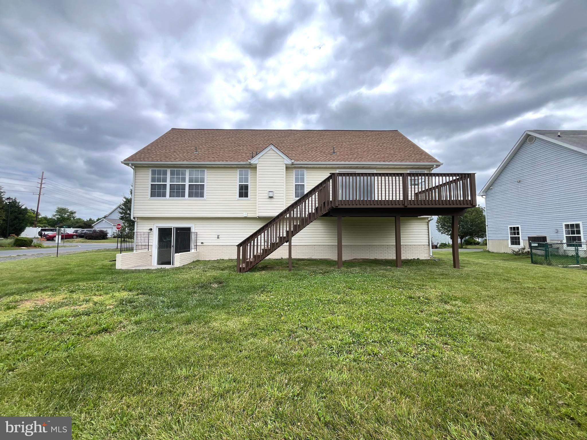 MILLS FARM - Residential