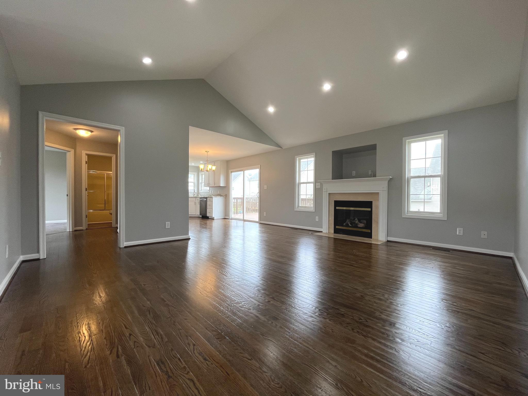 MILLS FARM - Residential