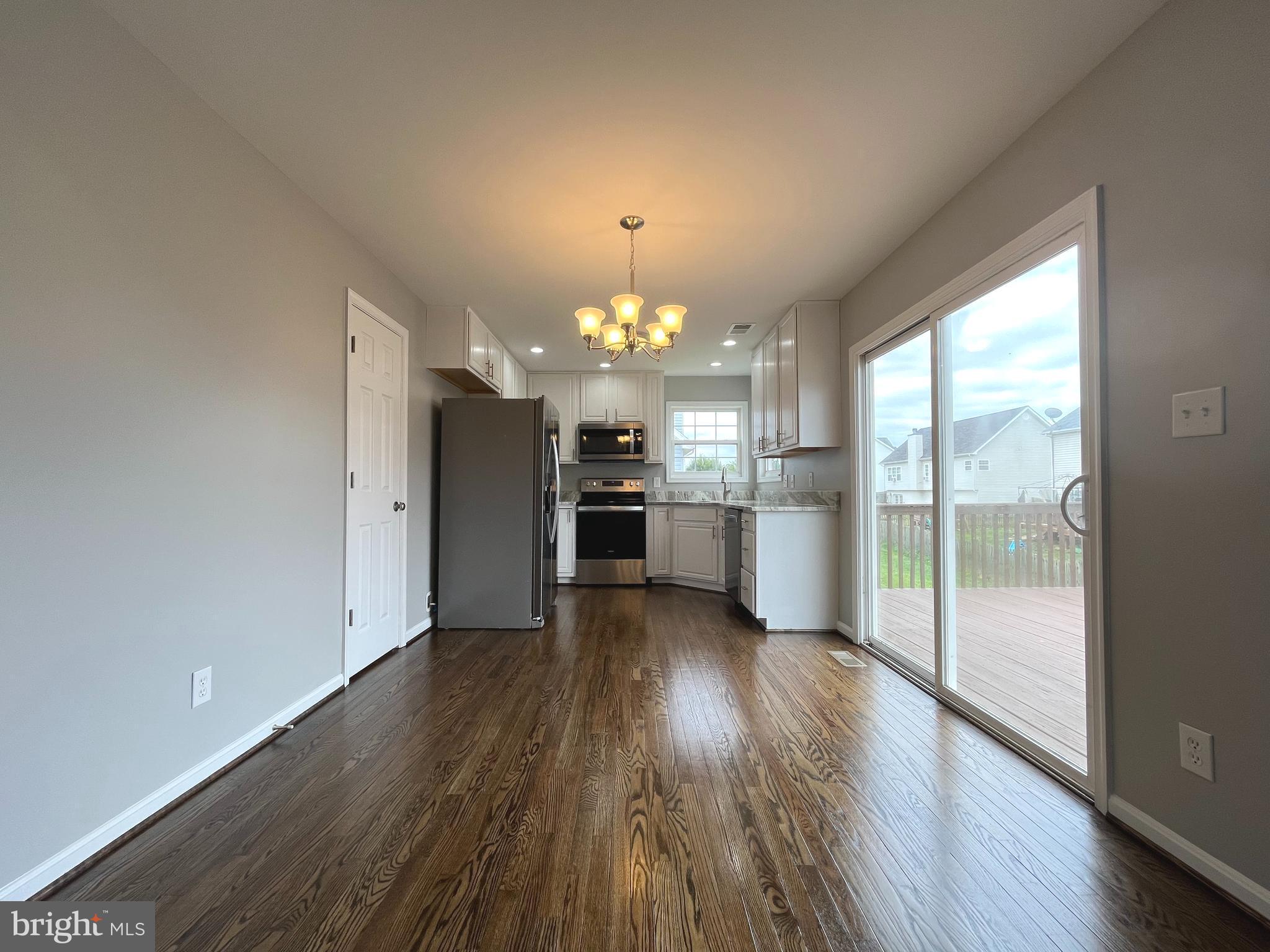 MILLS FARM - Residential