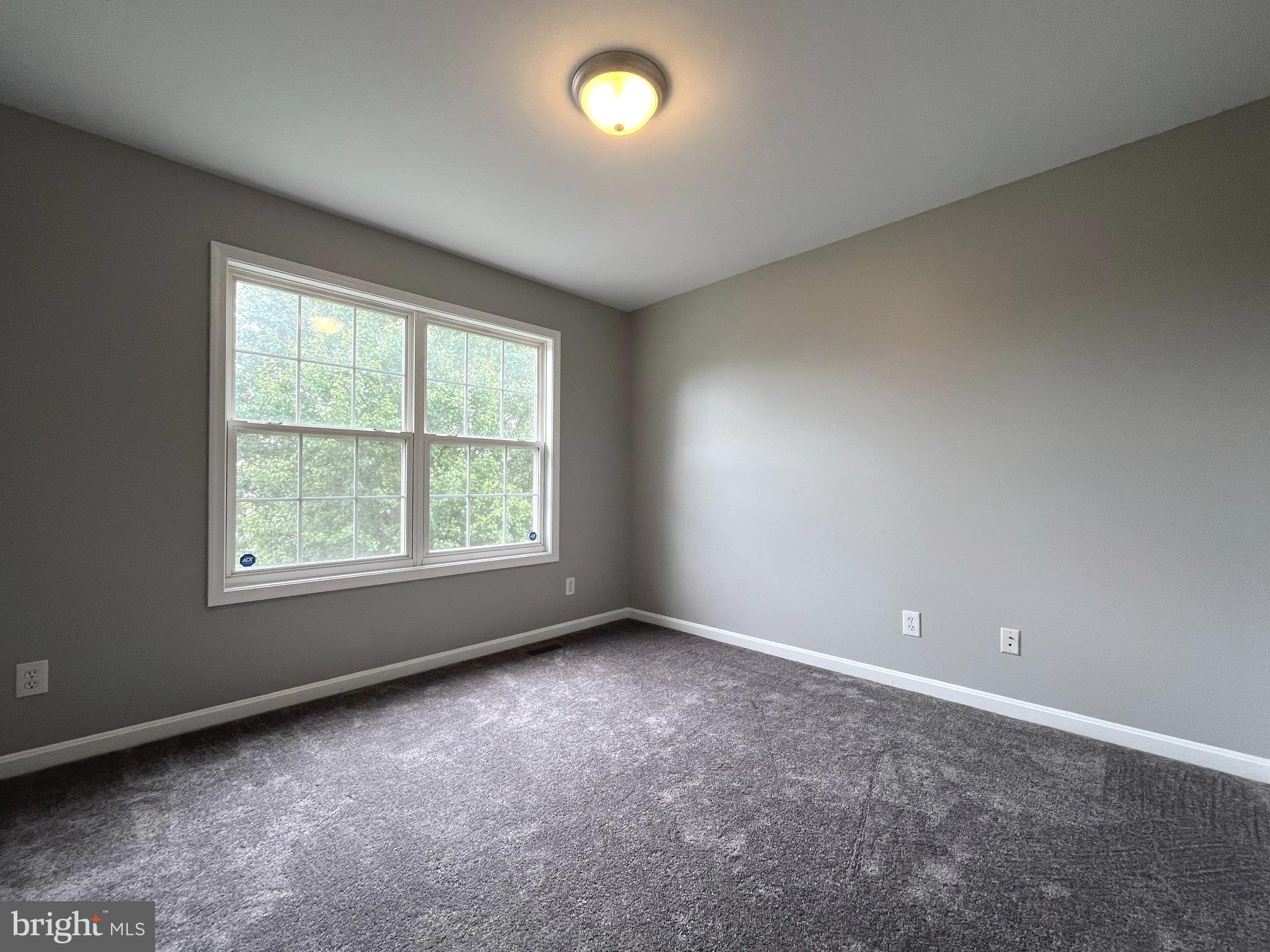 MILLS FARM - Residential