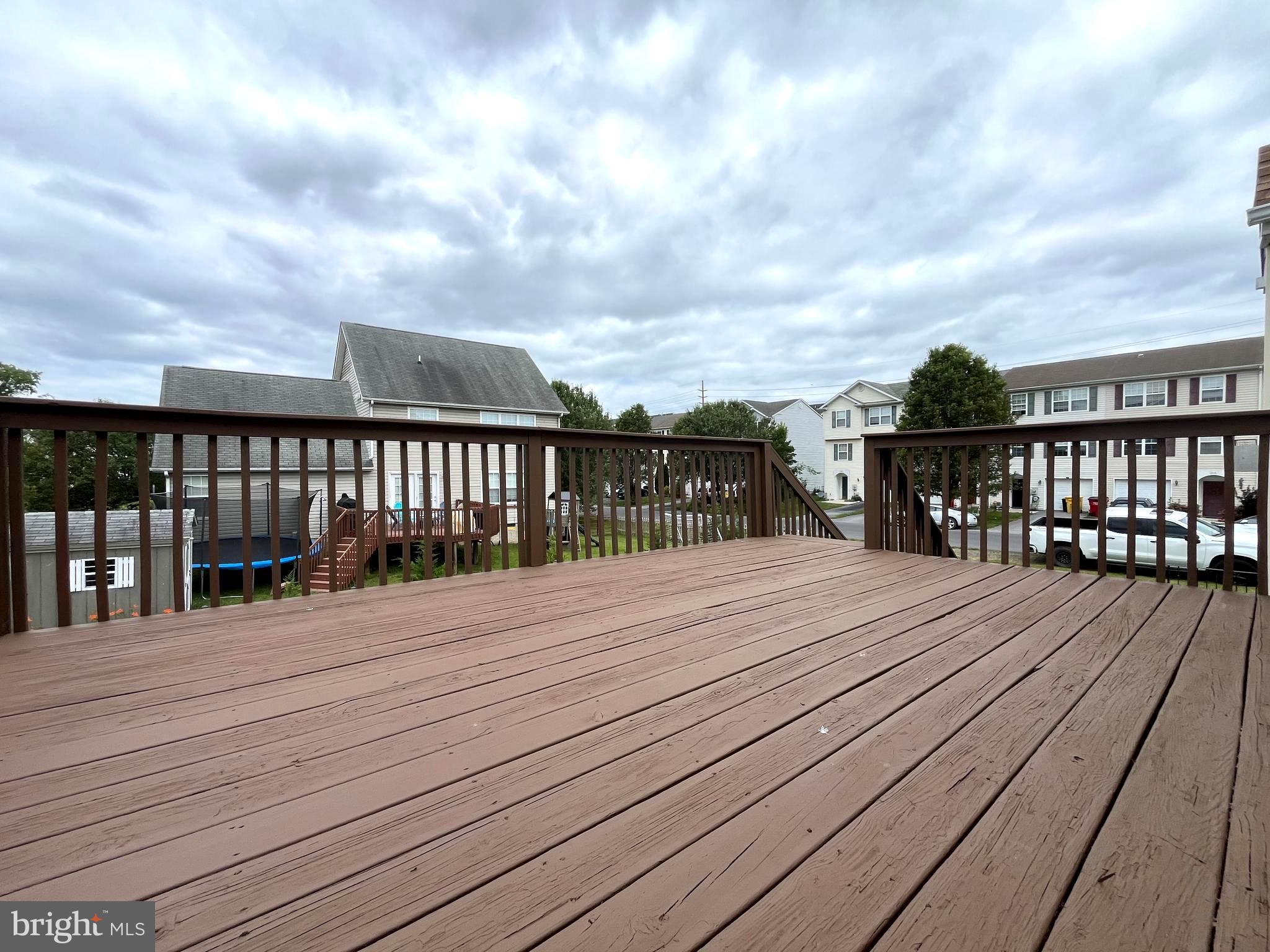 MILLS FARM - Residential