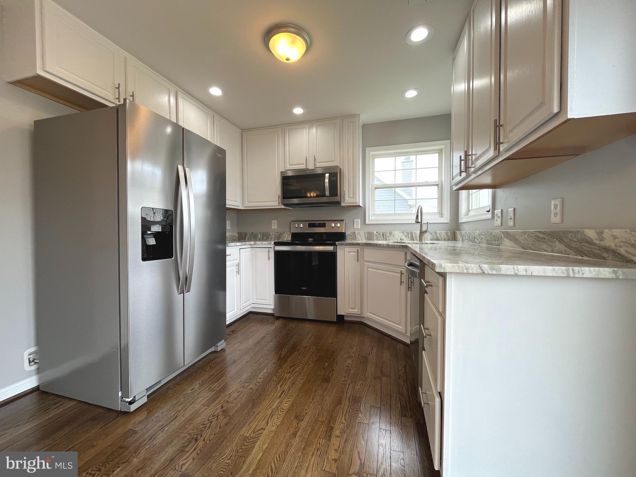 MILLS FARM - Residential