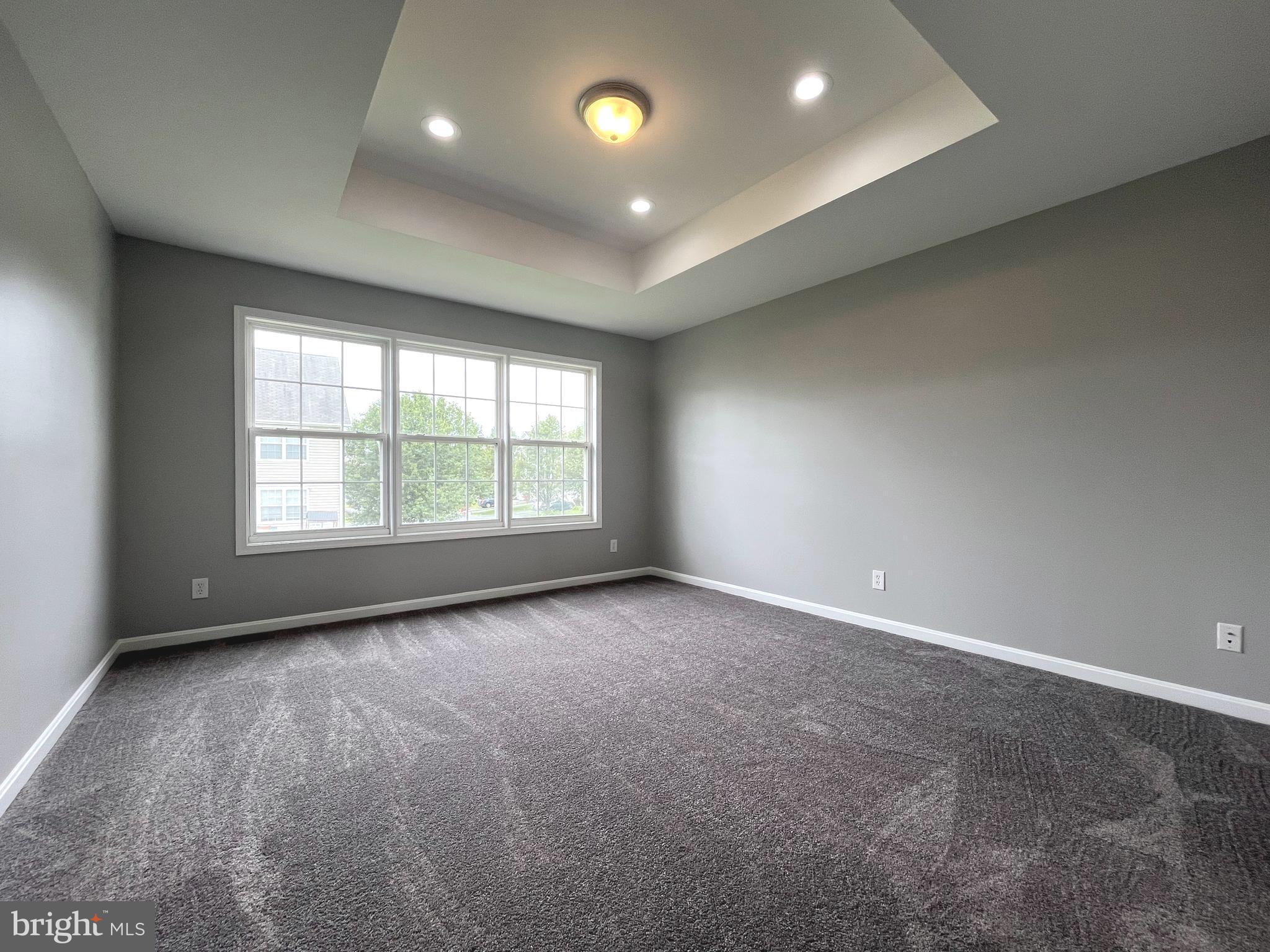 MILLS FARM - Residential