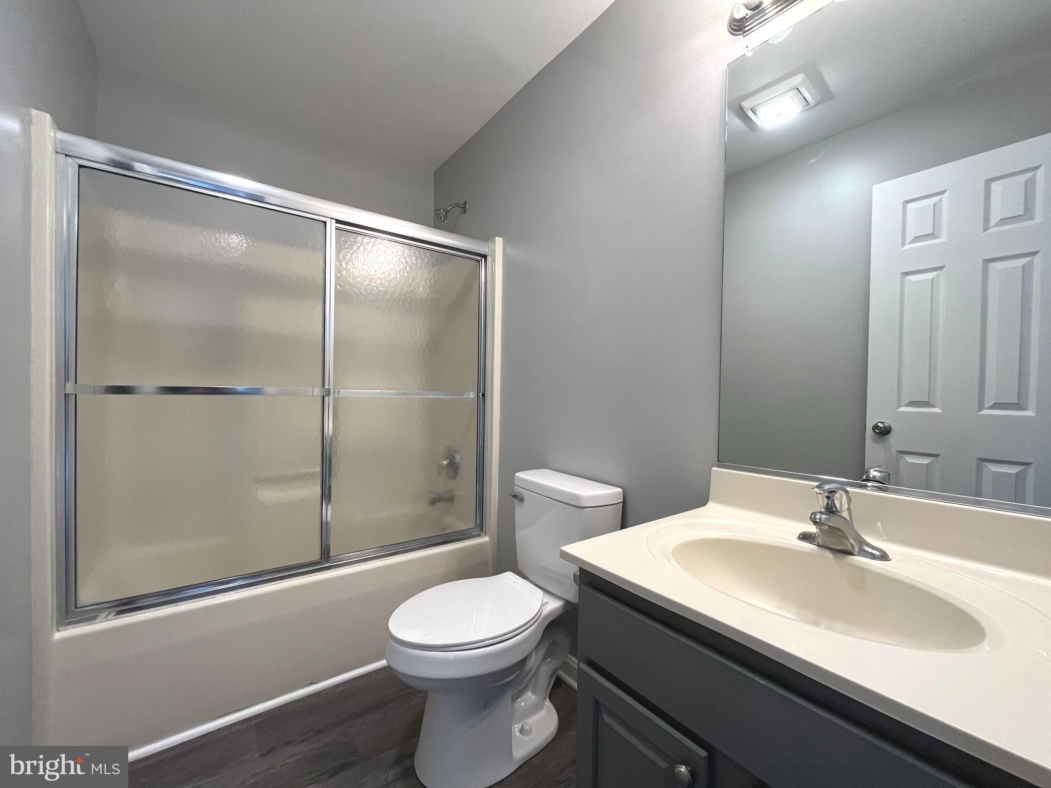 MILLS FARM - Residential