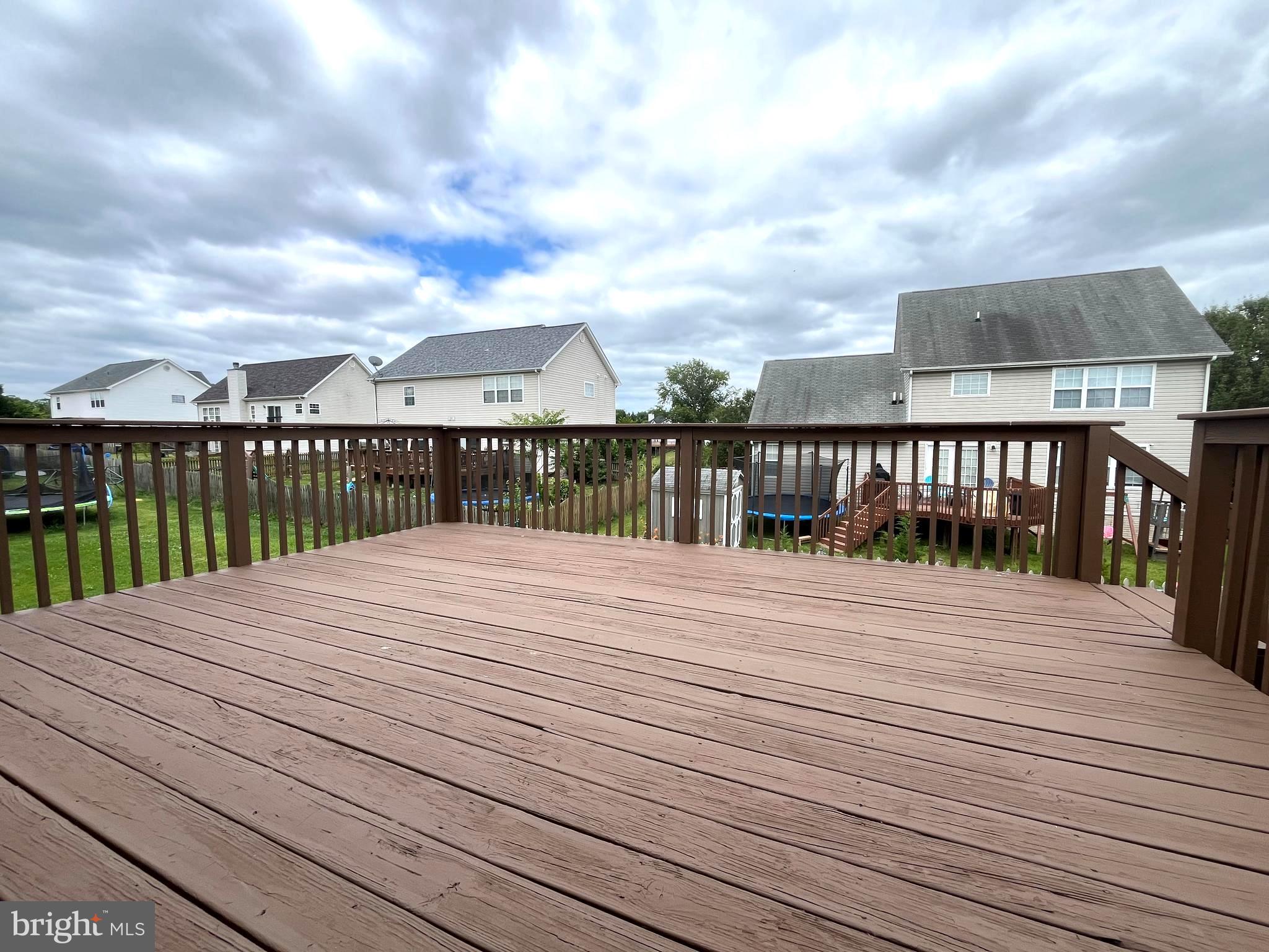 MILLS FARM - Residential