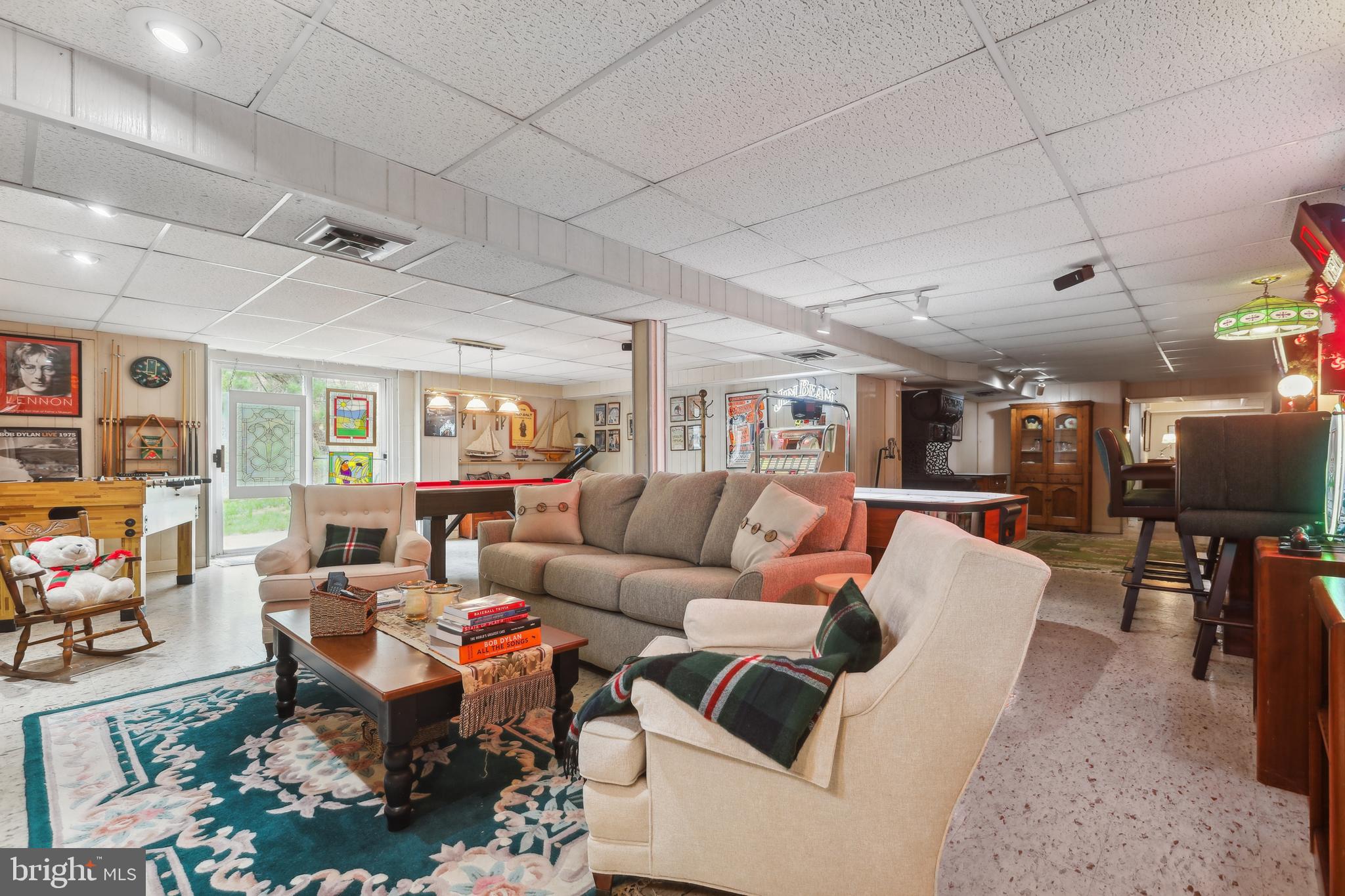 HAMPTON GARDENS - Residential