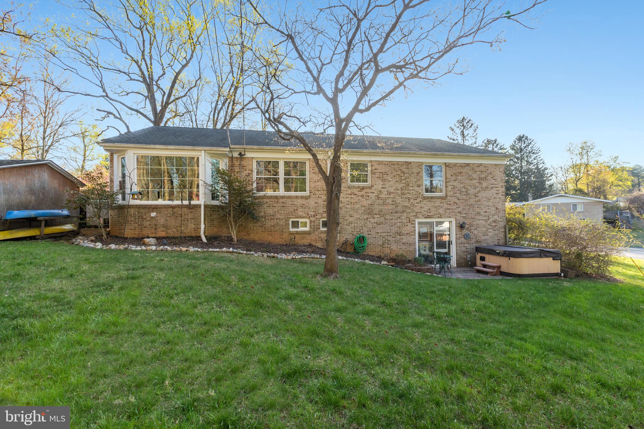 HAMPTON GARDENS - Residential