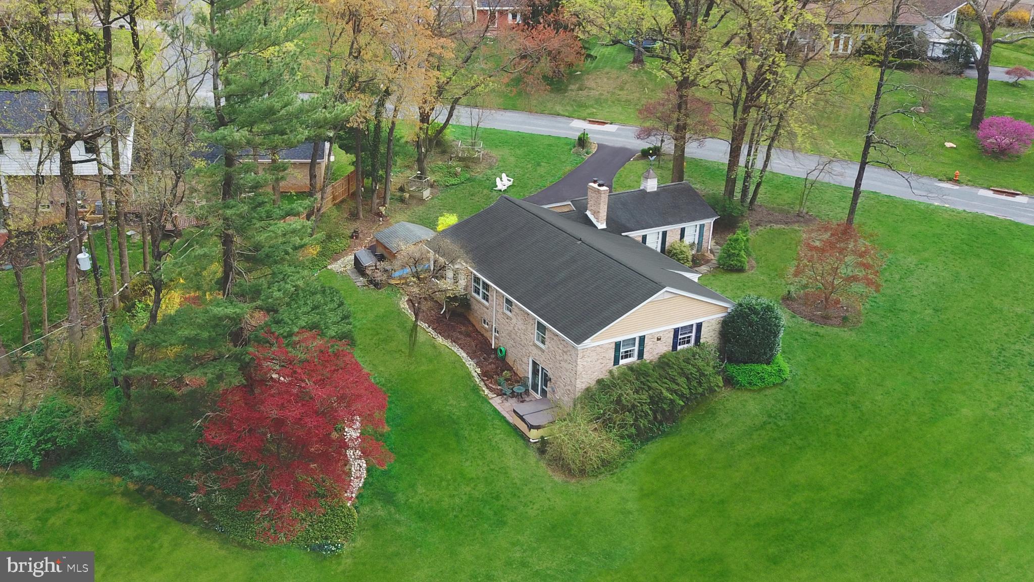 HAMPTON GARDENS - Residential